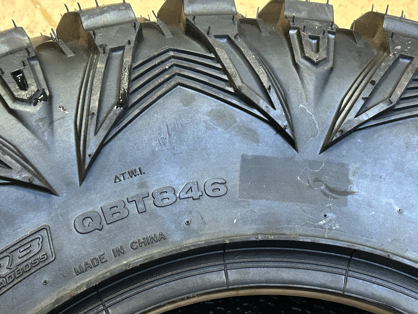 QB QBT846 BSW 25 8 12 46M 8PLY ATV/UTV TIRE 609493