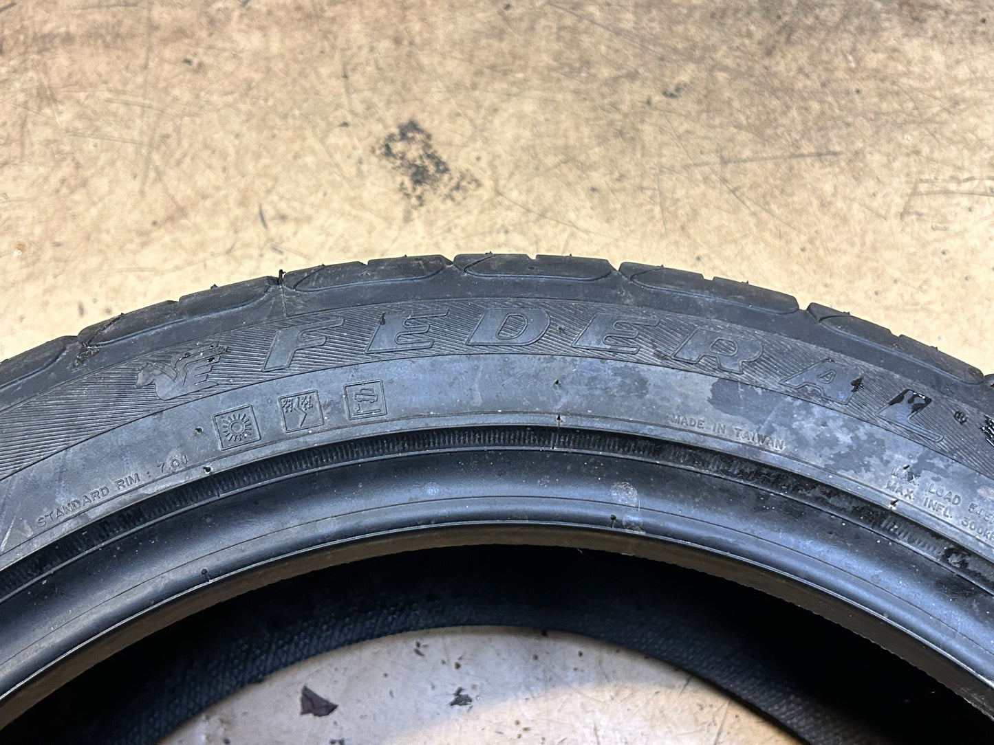 NOS FEDERAL SUPER STEEL 595 BSW P 215 45 17 87V UHP TIRE 14AK7A