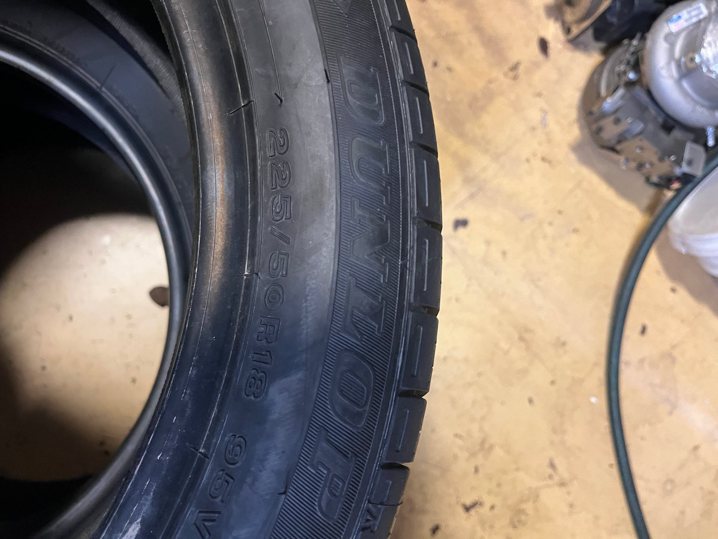 DUNLOP SP SPORT 5000 P 225 50 18 95V SL BSW ALL SEASON TIRE 265014757