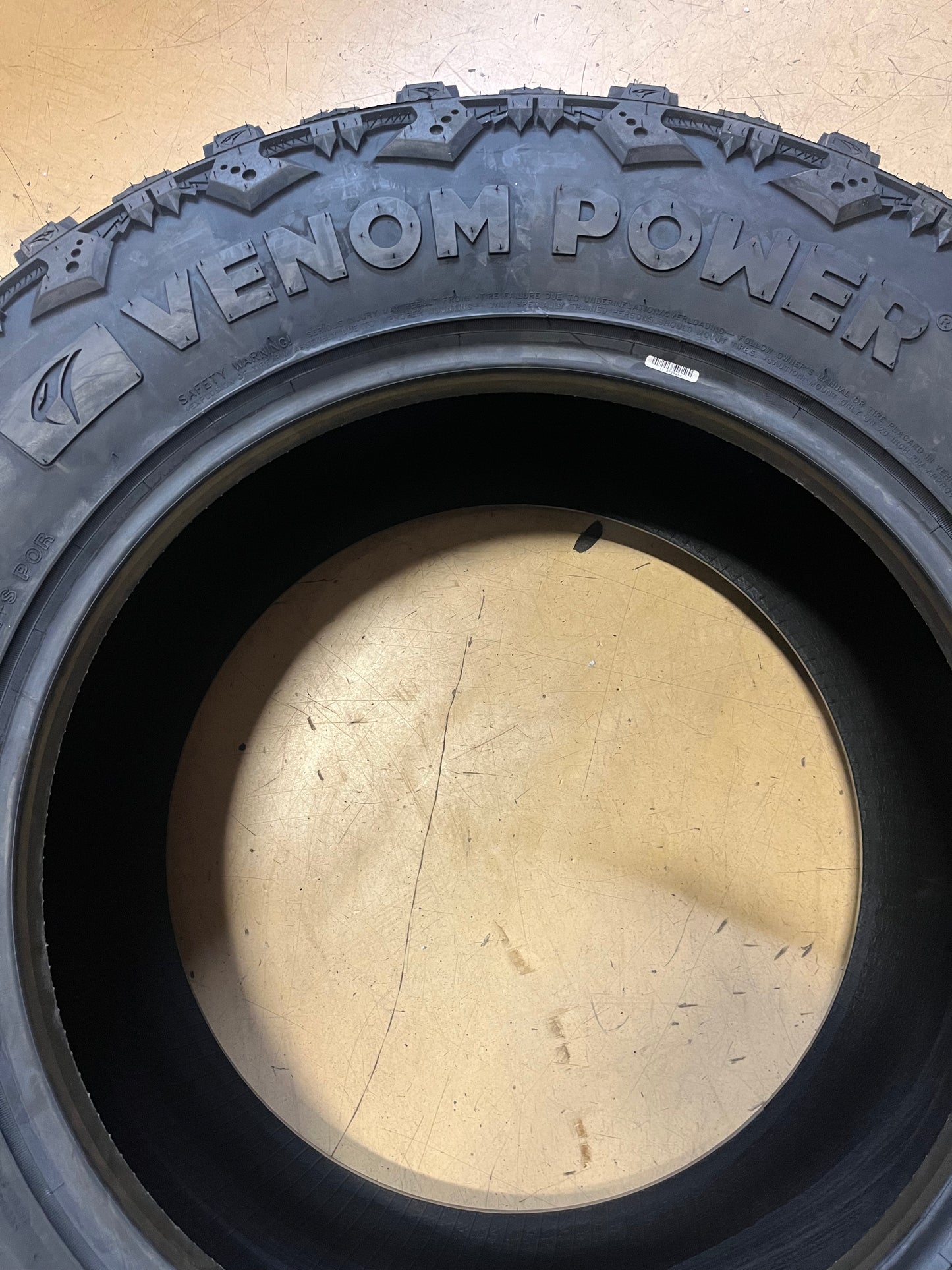 1 VENOM POWER TERRA HUNTER M/T 35 12.50 R20 121Q LRE 10 PLY TIRE TVPMT34