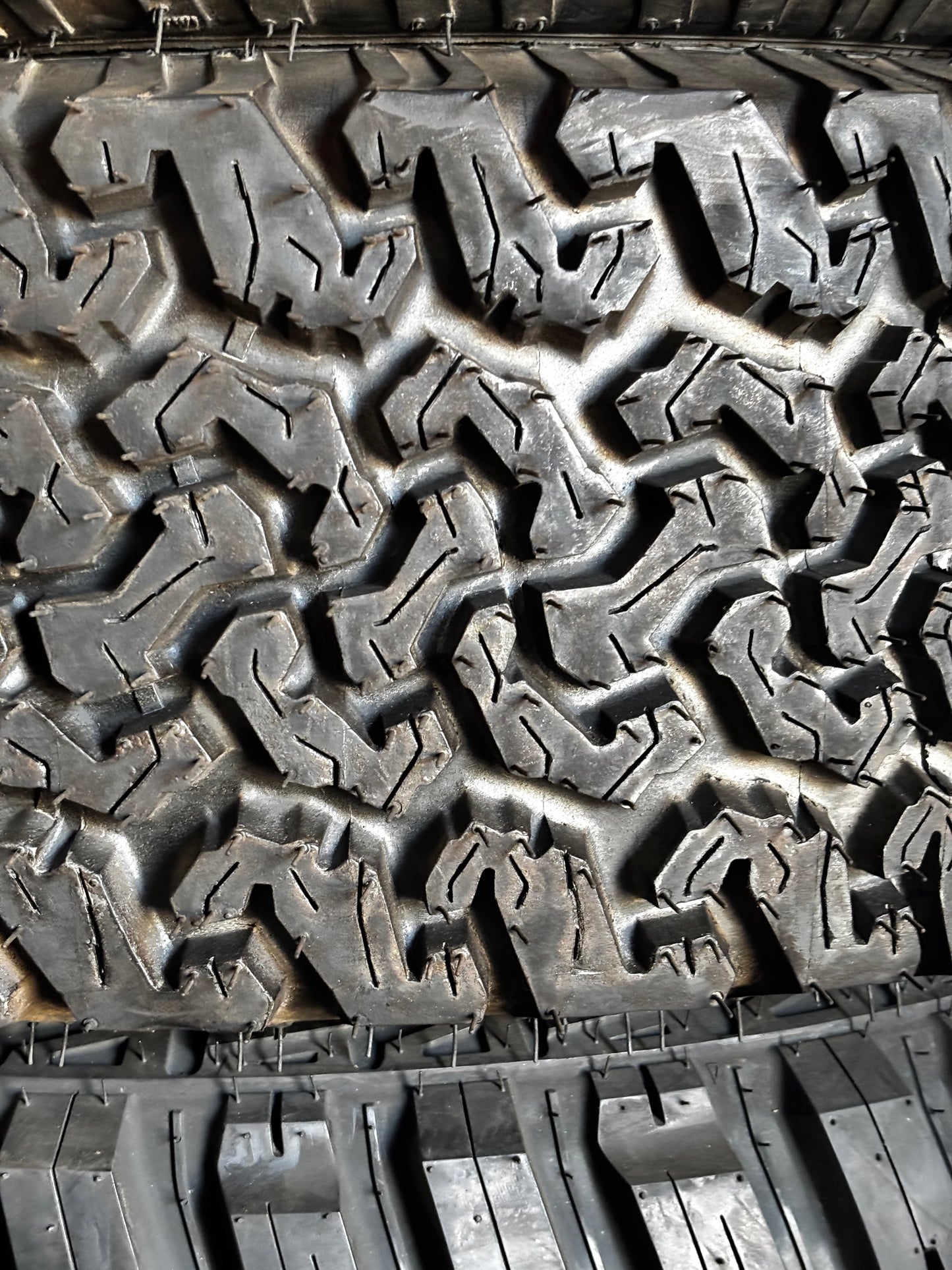 (TODO) TREADWRIGHT AT WARDEN LT 275 65 18 114T ALL TERRAIN TIRE W2756518P