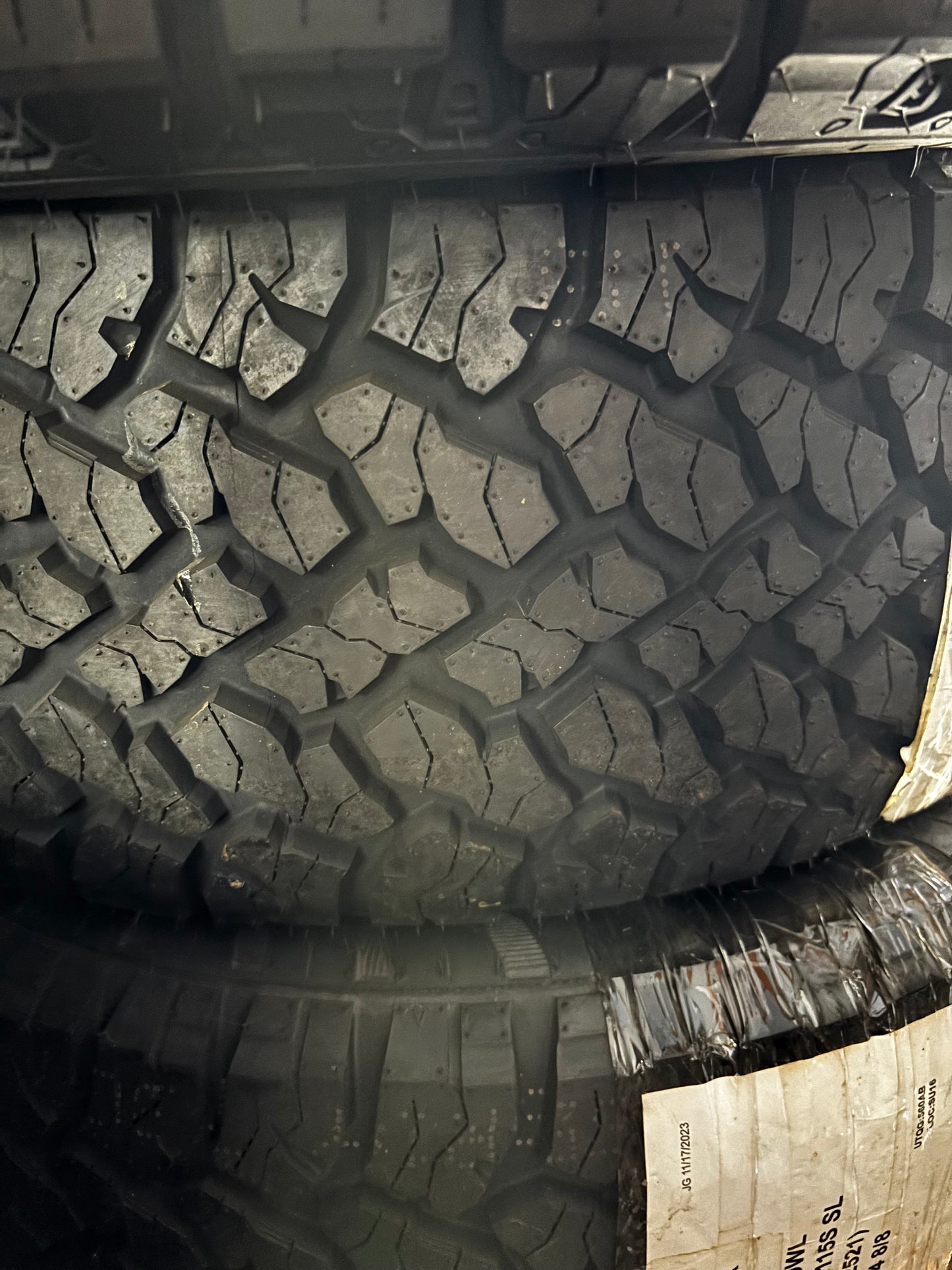 (TODO) 4 LANCASTER LS-35 AT P 275 65 17 115S SL ALL TERRAIN TIRES FLFB6PC