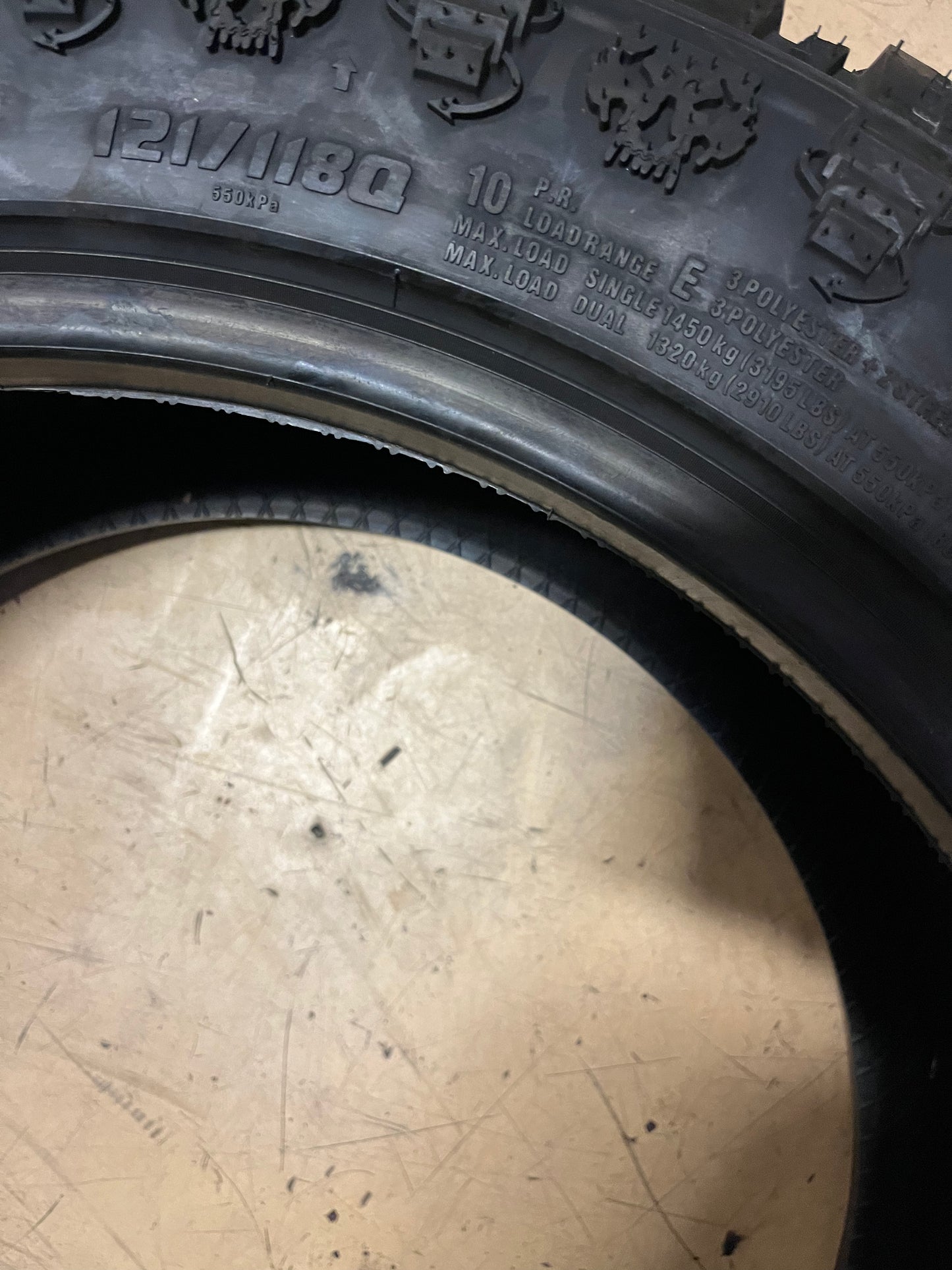 RADAR RENEGADE R/T LT 285 50 22 121/118Q LRE ALL SEASON TIRE RASYTH0151 BSW RUGGED TERRAIN