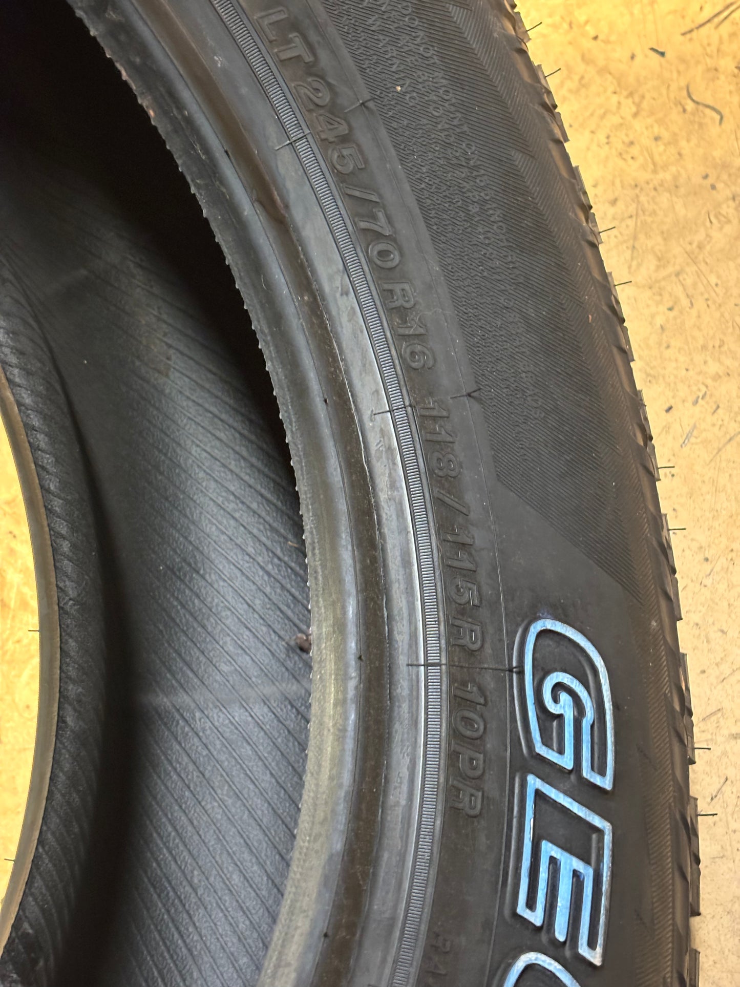YOKOHAMA GEOLANDAR A/T G015 P 245 75 16 118/115R LRE 10PLY ALL TERRAIN TIRE 110101633