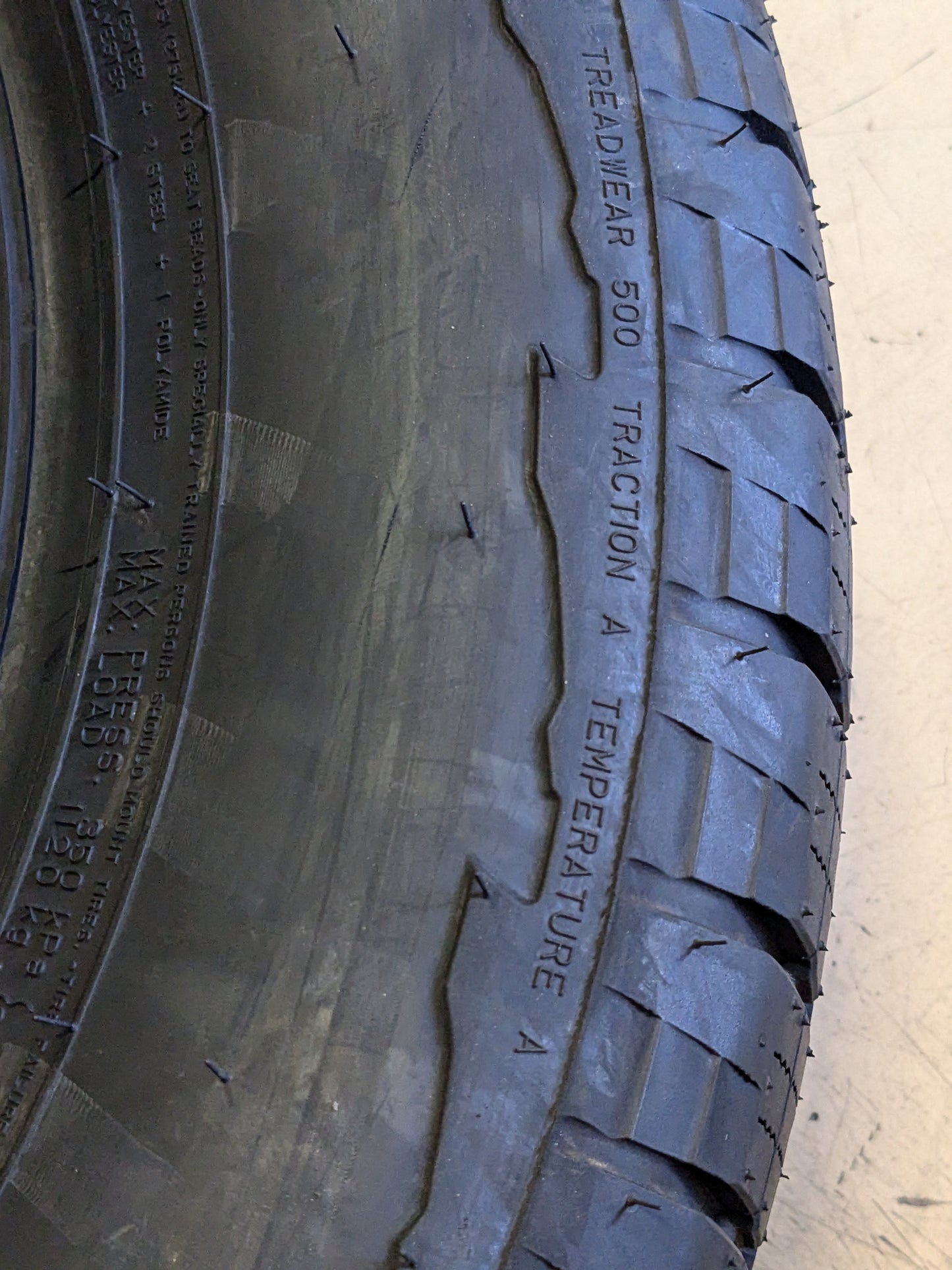 2 FALKEN WILDPEAK A/T AT3WA BSW P 265 60 20 112H ALL TERRAIN TIRE 59000780