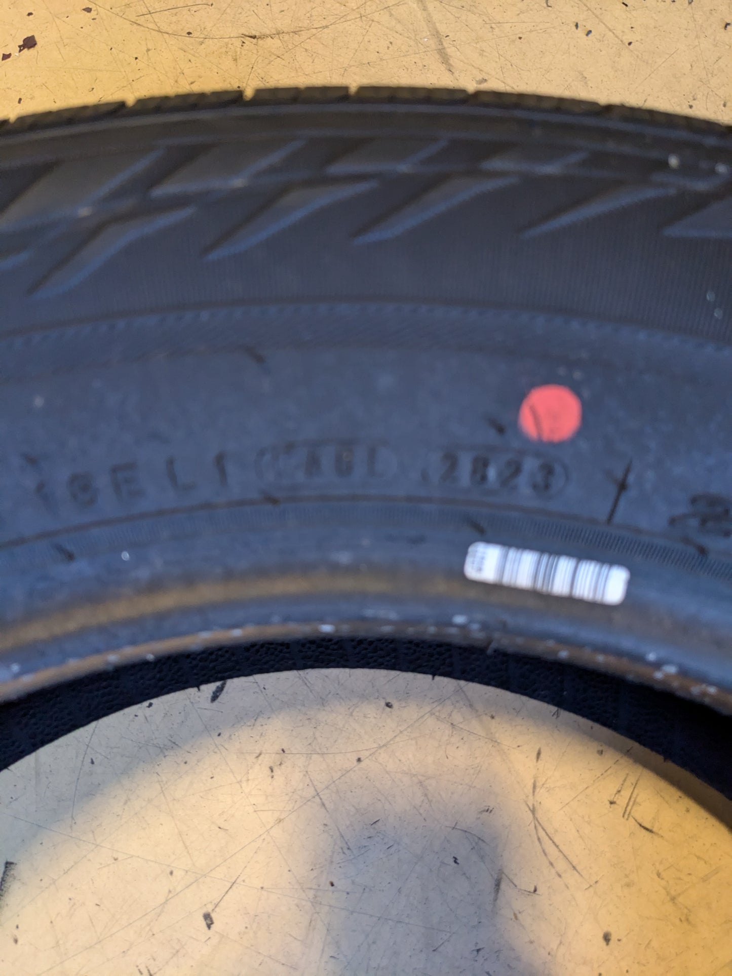 NEXEN N'PRIZ AH8 99H 225 60 17 LRE 4 PLY ALL SEASON TIRE 15121