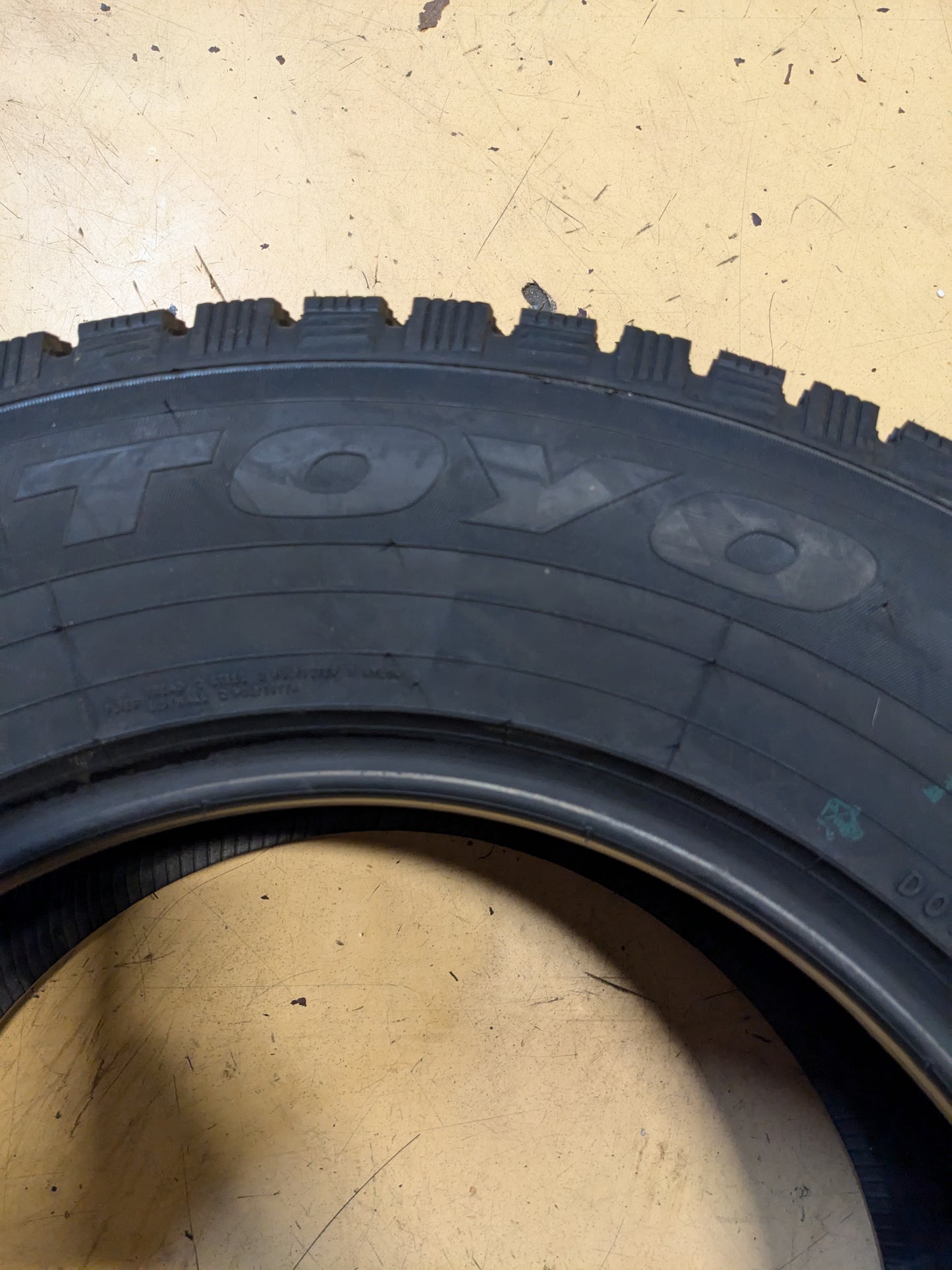 TOYO OBSERVE G3-ICE 265 65 17 116T WINTER TIRE 13976