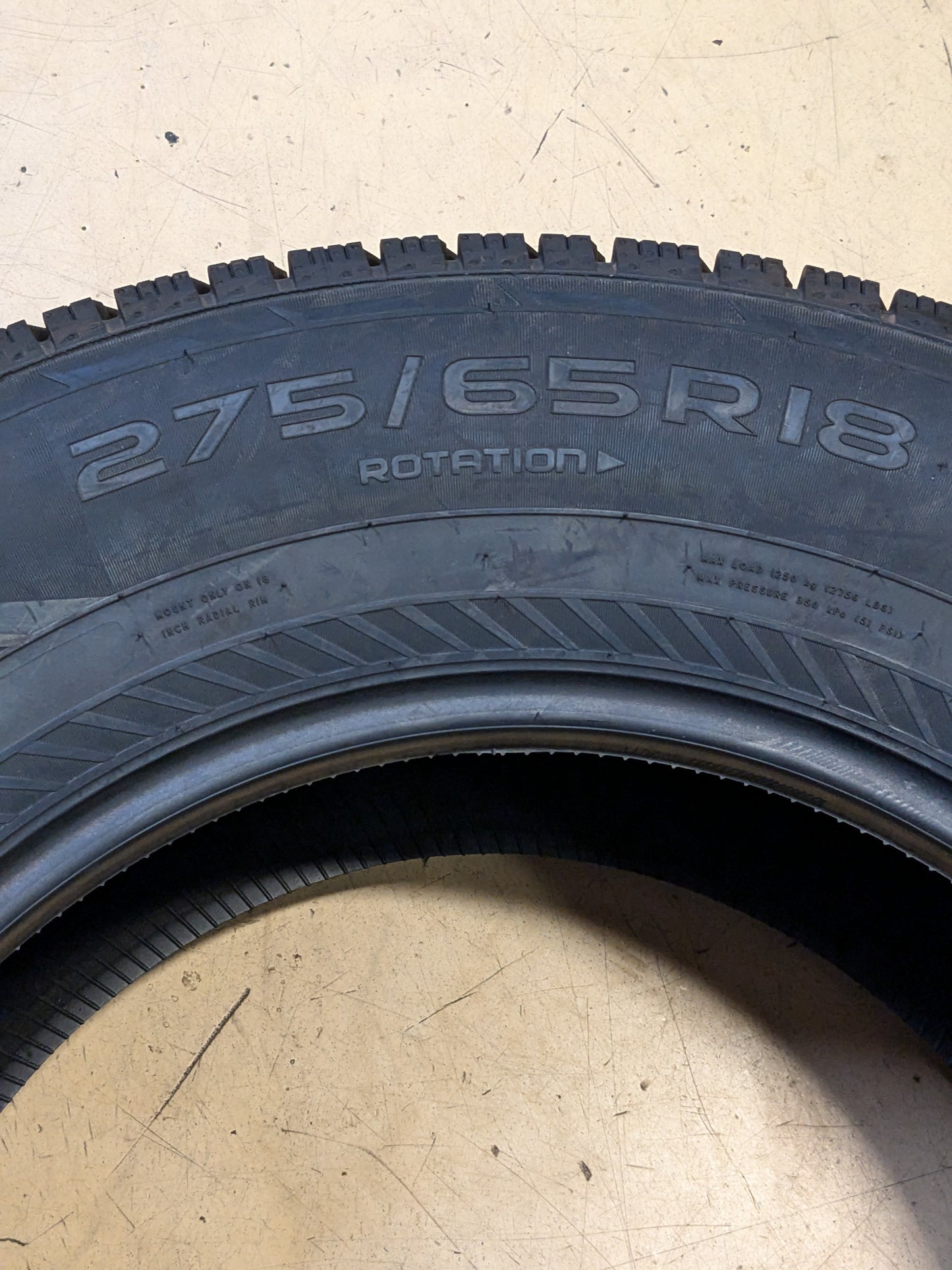 NOKIAN HAKKAPELIITTA R5 275 65 18 116R WINTER TIRE T432222