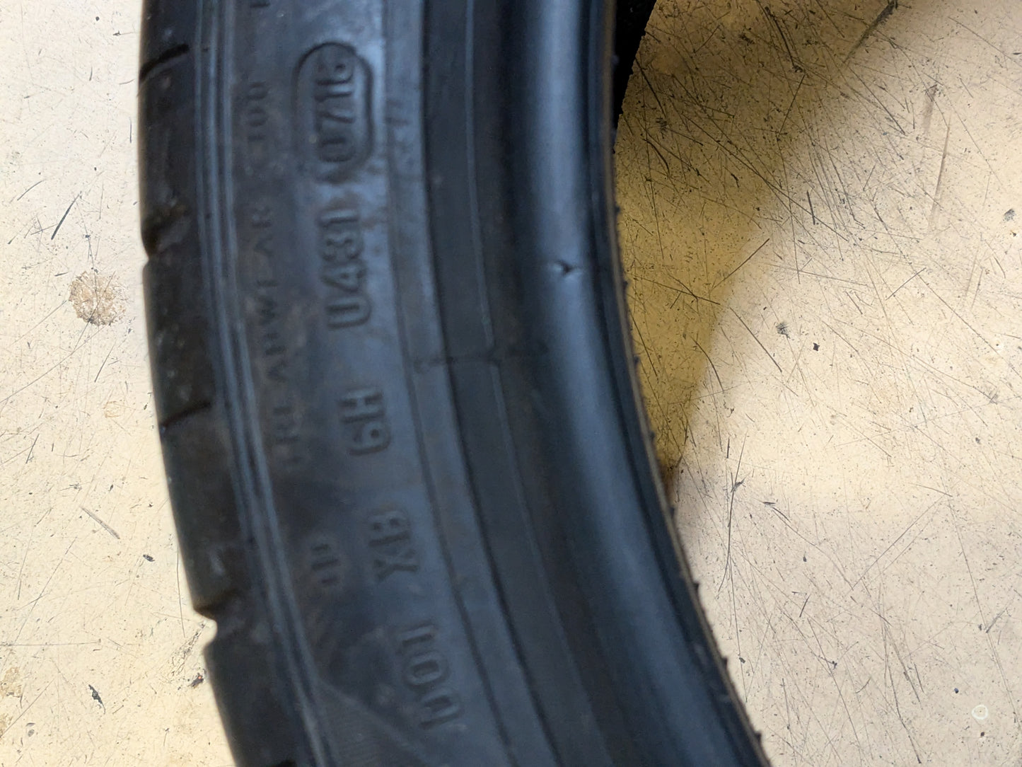 OS USED PIRELLI P ZERO PZ4 (F 02) FERRARI P 305 30 20 103Y XL TIRE SUMMER 6/32" OF 9/32"