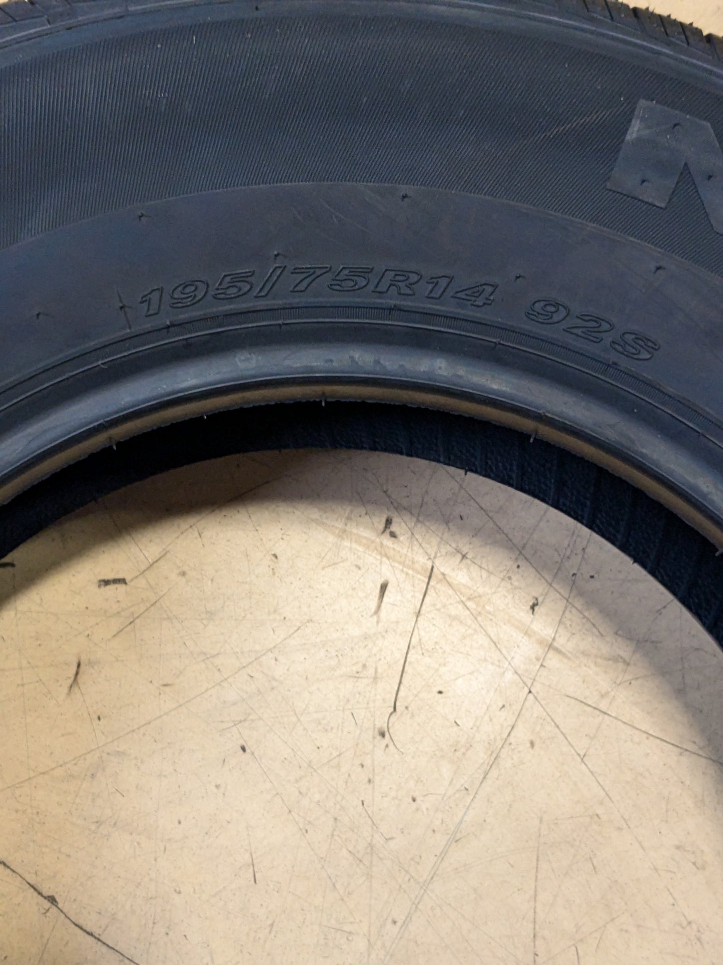 2 NEW NEXEN NPRIZ AH5 195 75 14 92S ALL SEASON TIRE 15403NXK