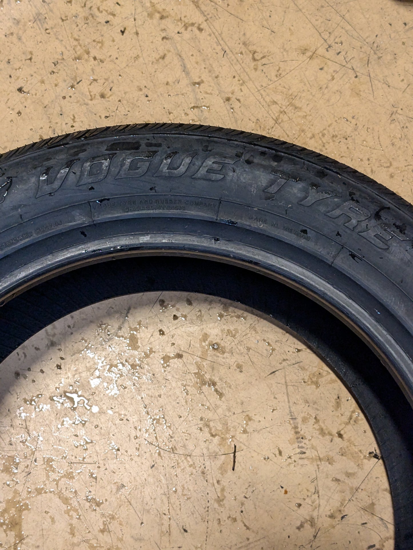 NEW VOGUE CUSTOM BUILT RADIAL VIII 215 55 17 98V 3206604 PERFORMANCE PASSENGER TIRE GOLD AND WHITE SIDEWALL