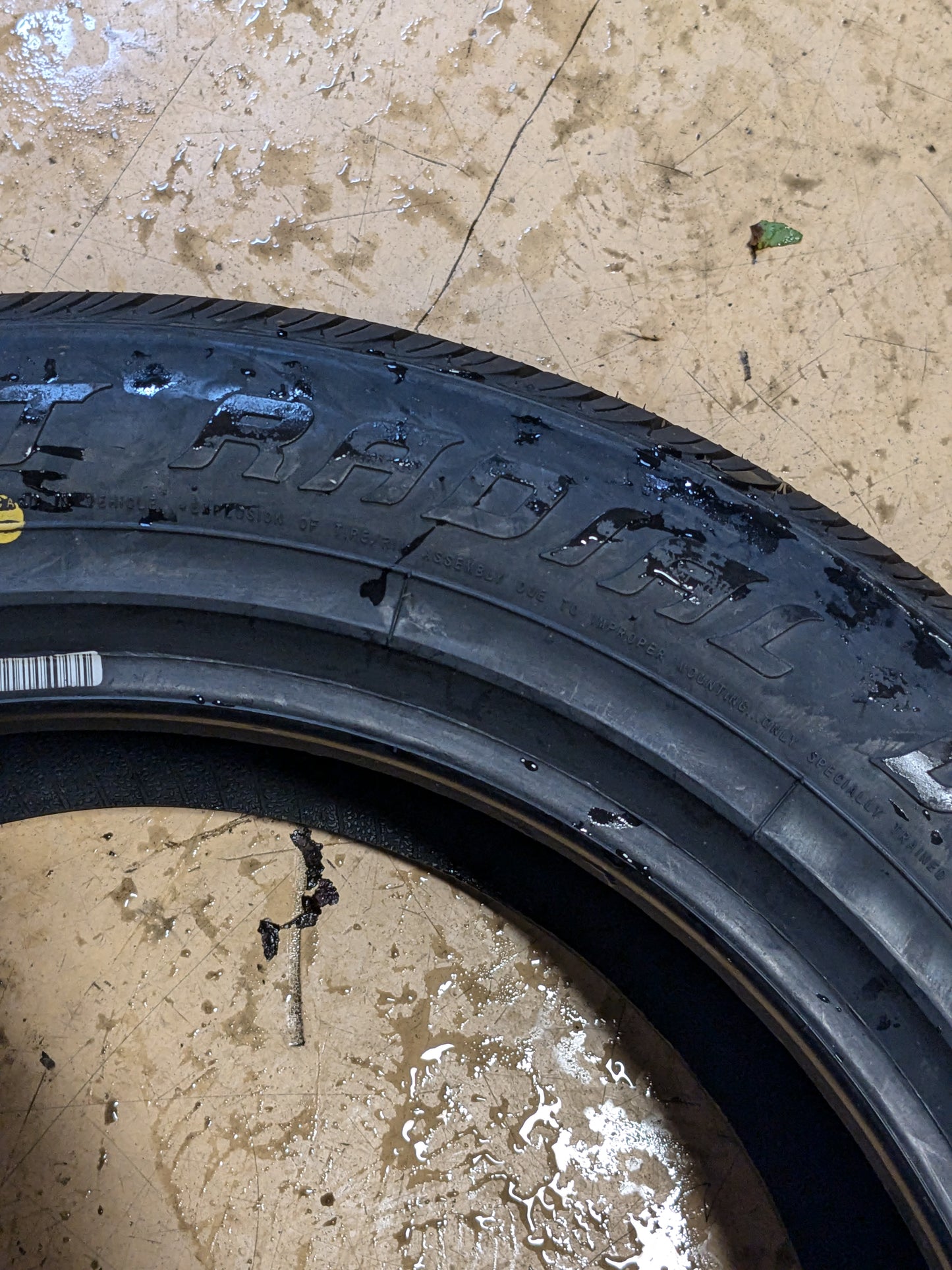 NEW VOGUE CUSTOM BUILT RADIAL VIII 215 55 17 98V 3206604 PERFORMANCE PASSENGER TIRE GOLD AND WHITE SIDEWALL