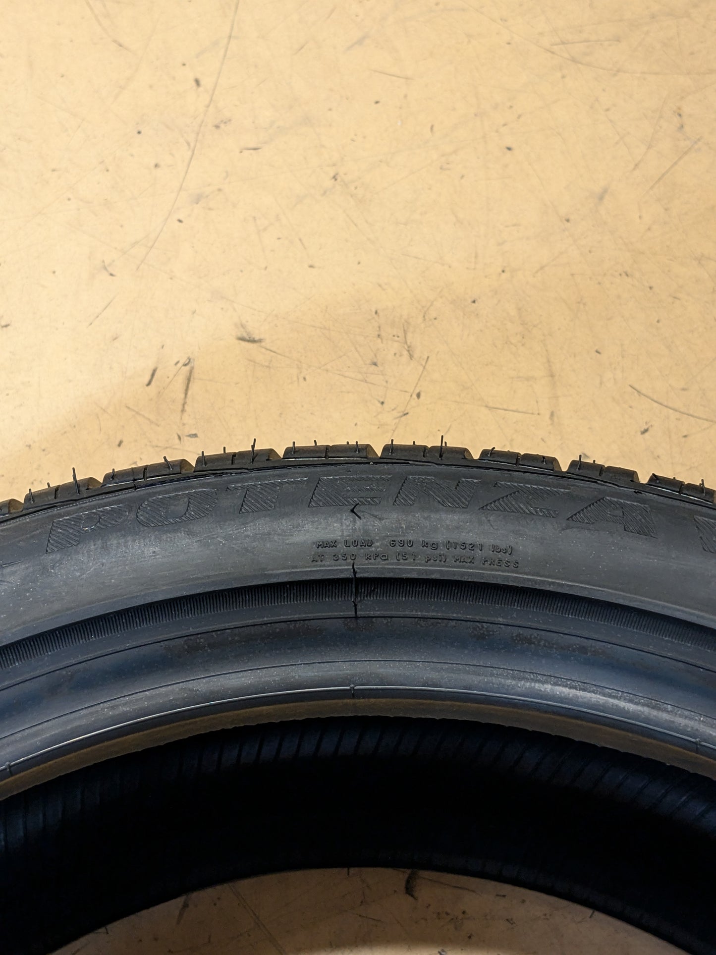 BRIDGESTONE POTENZA RE97AS 245 40 20 95V ALL SEASON TIRE 000425