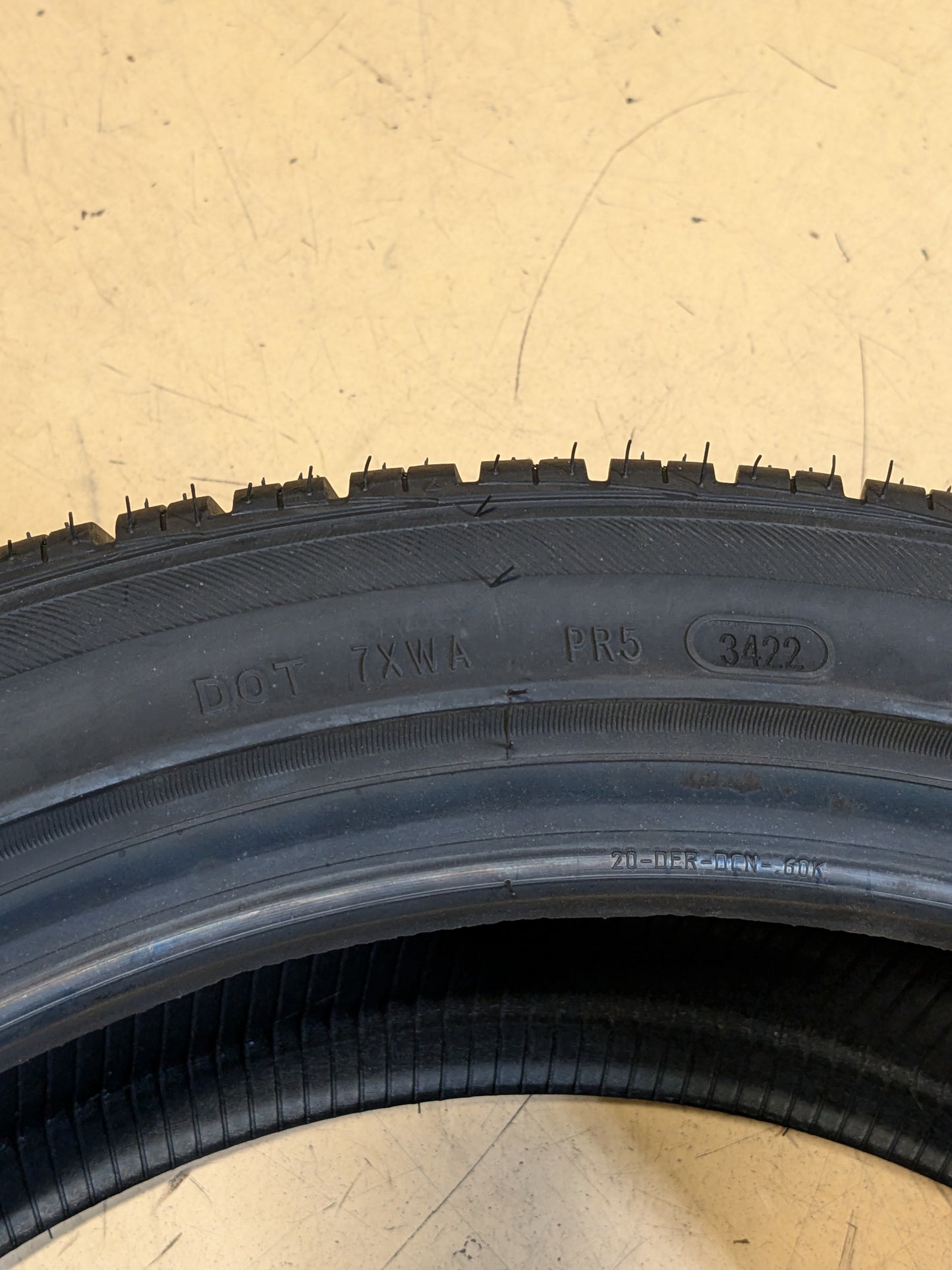 BRIDGESTONE POTENZA RE97AS 245 40 20 95V ALL SEASON TIRE 000425