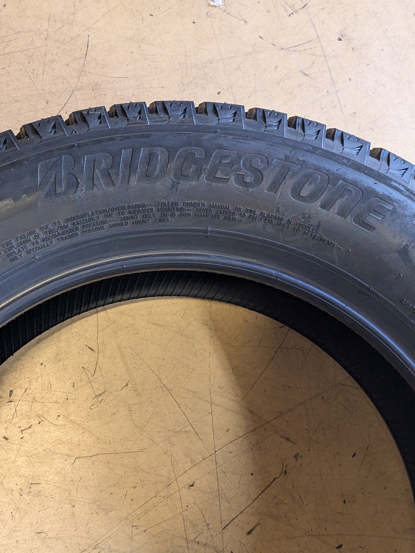 BRIDGESTONE BLIZZAK WS90 195 60 15 88T WINTER TIRE 001168
