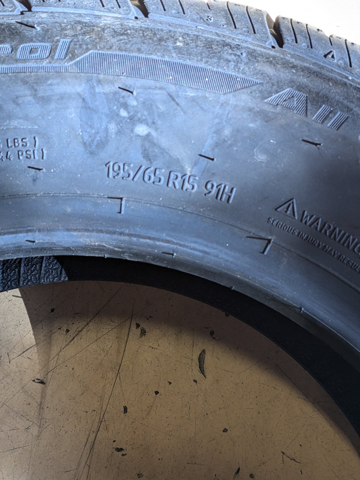 BFGOODRICH ADVANTAGE CONTROL BSW P 195/65R15 91H ALL SEASON TIRE 91365