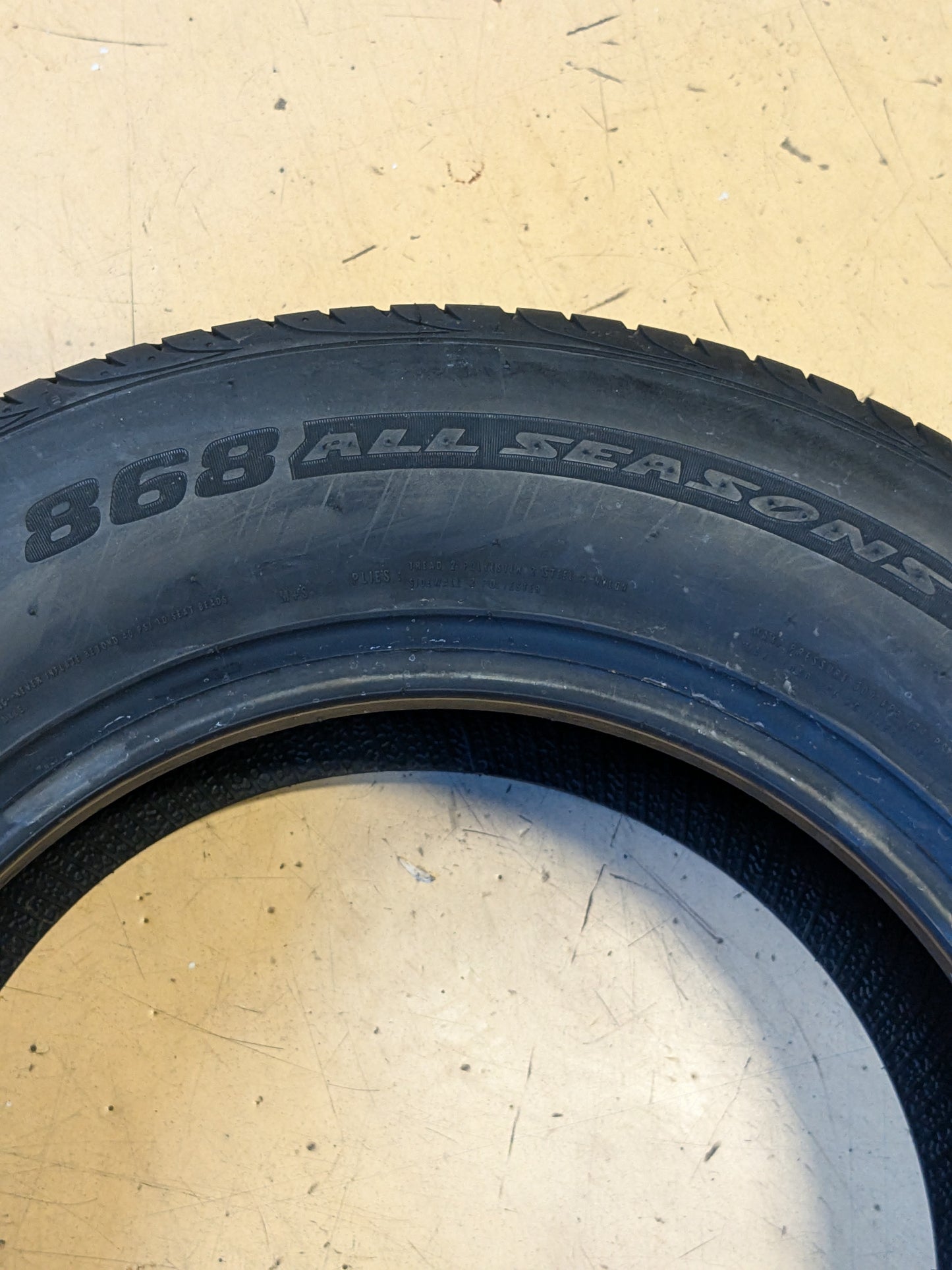 ACHILLES 868 ALL SEASONS TIRE 235 60 16 100V MAX236016