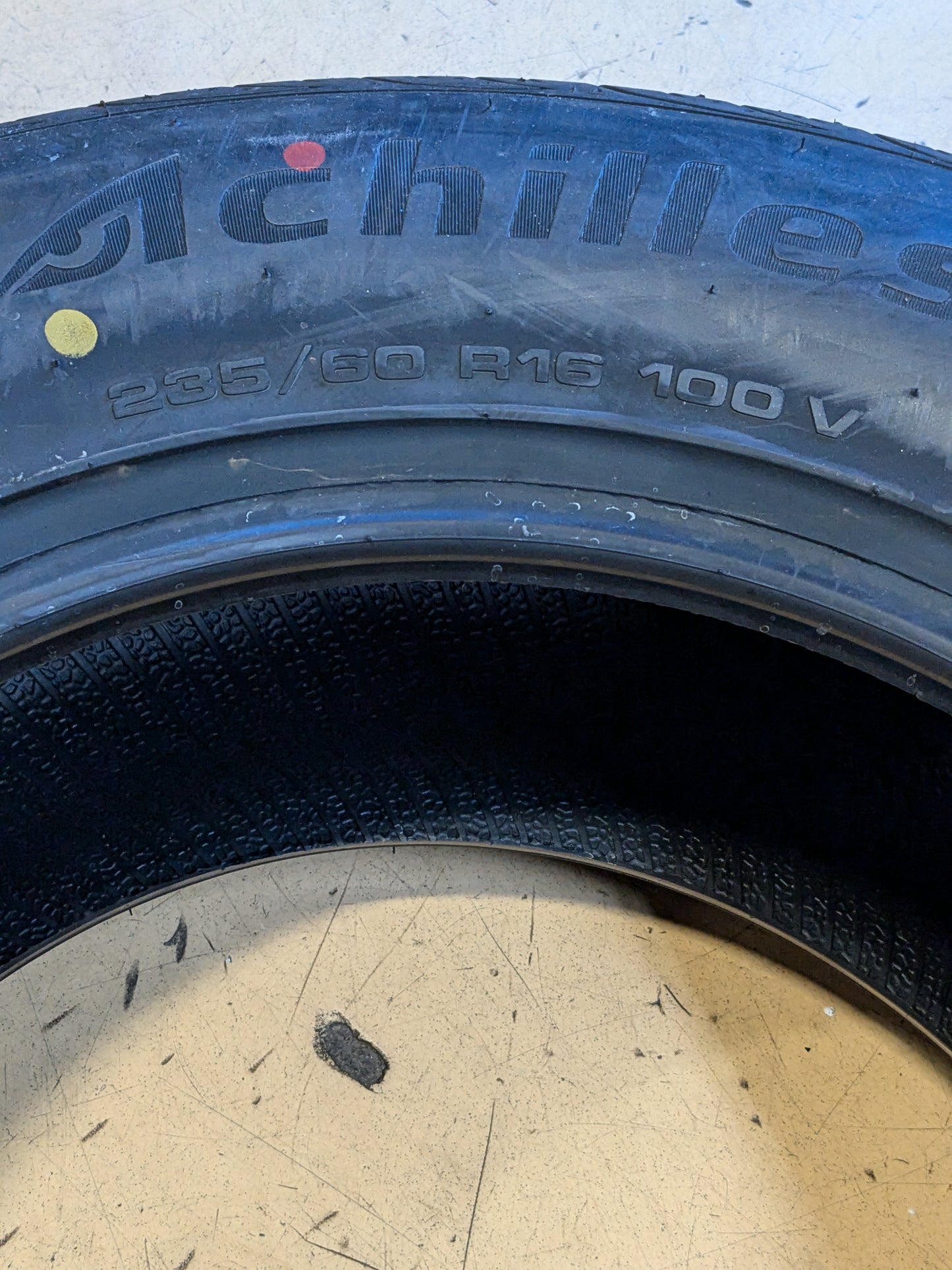 ACHILLES 868 ALL SEASONS TIRE 235 60 16 100V MAX236016