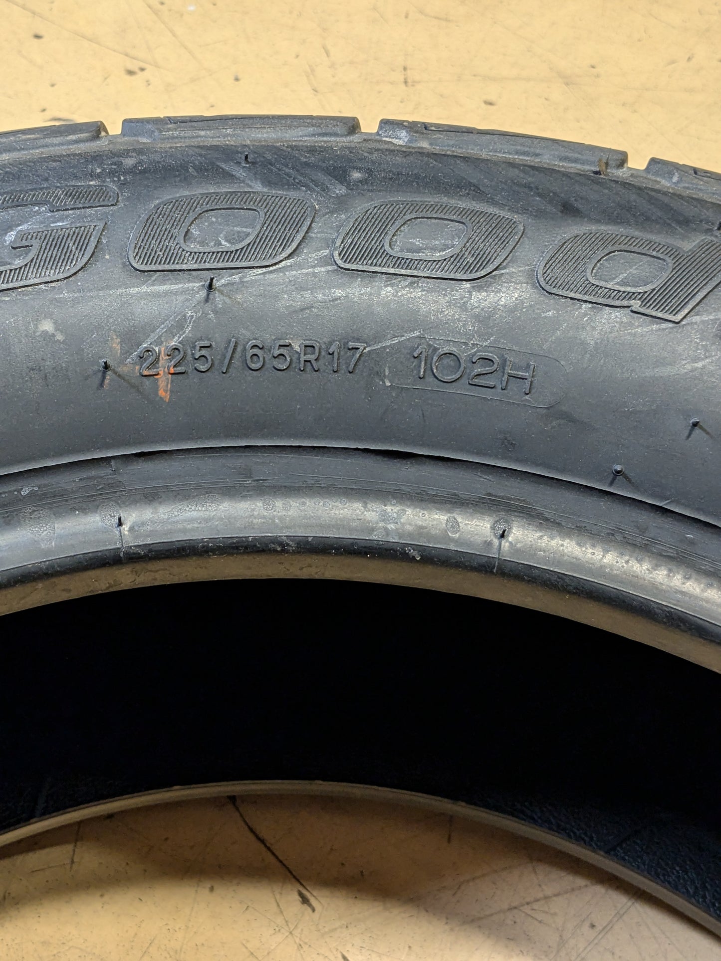4 BFGOODRICH ADVANTAGE T/A SPORT LT 225 65 17 102H TIRE 21562