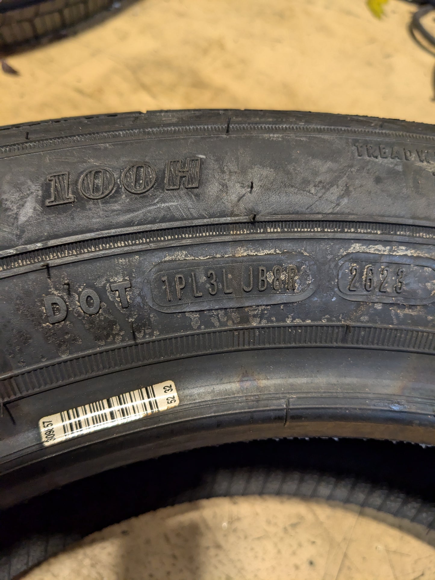 2 GOODYEAR ASSURANCE FINESSE P 235 55 18 100H SL ALL SEASON TIRES 681800566