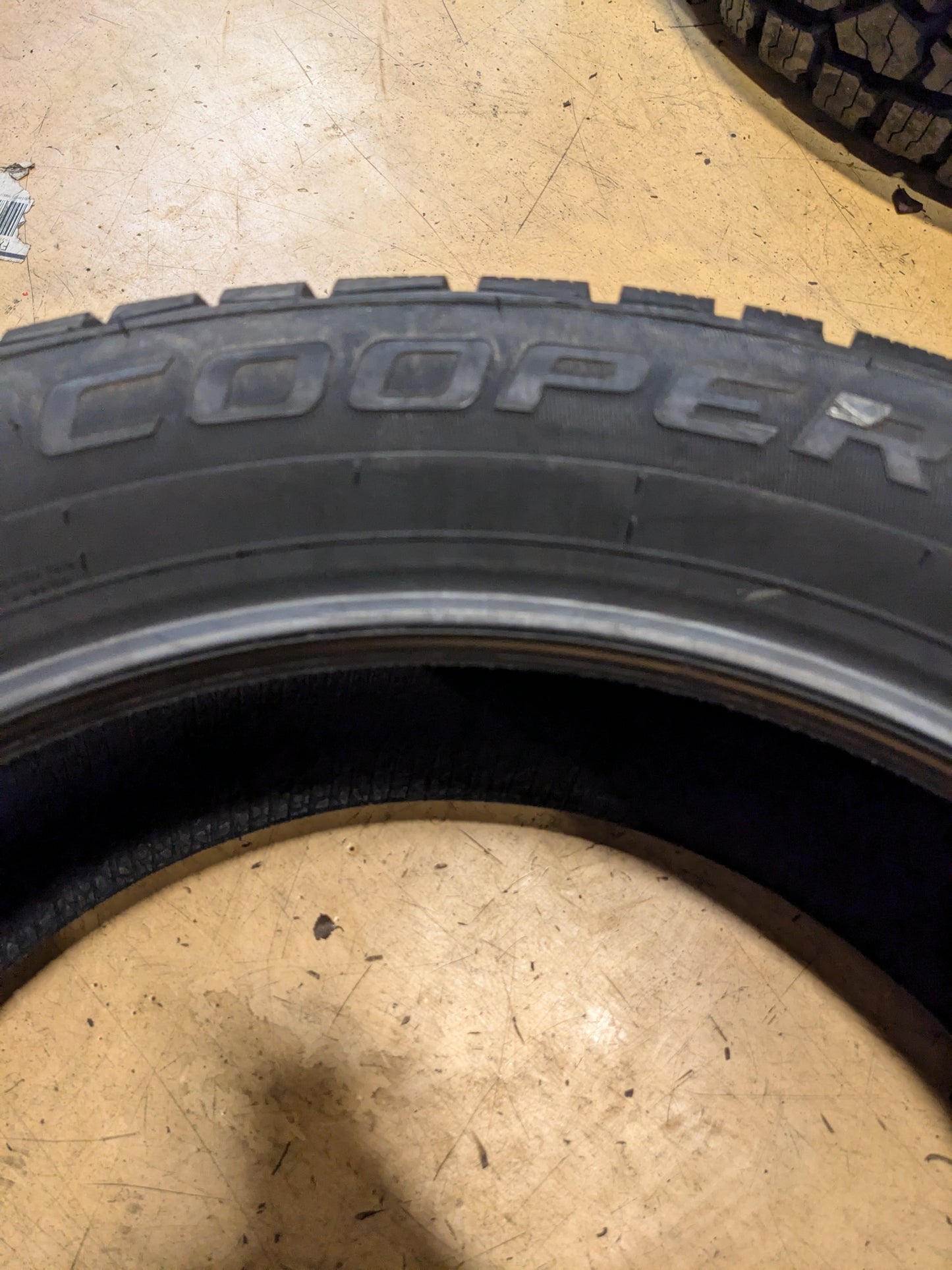 COOPER EVOLUTION WINTER 245 50 20 102T WINTER TIRE 166170006