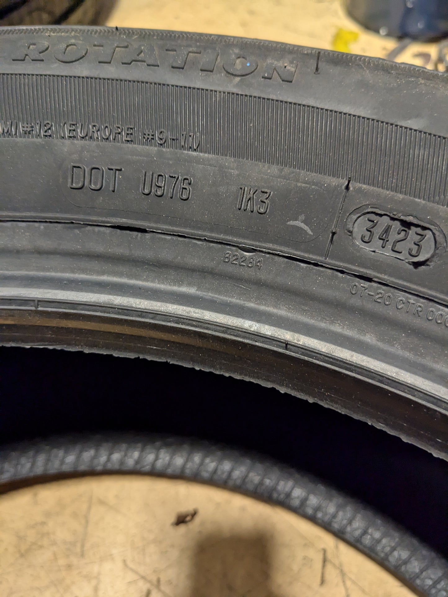 COOPER EVOLUTION WINTER 245 50 20 102T WINTER TIRE 166170006