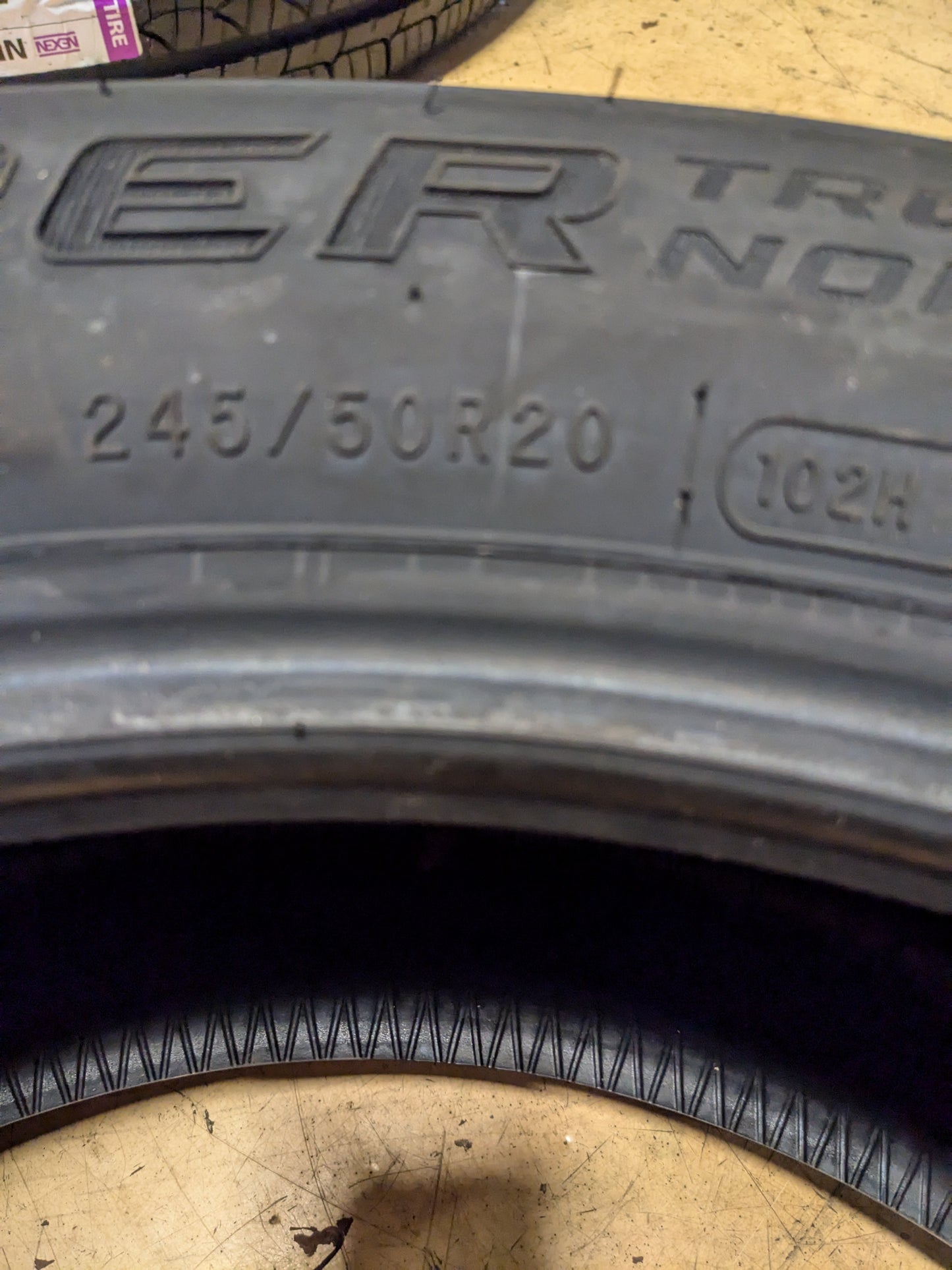 COOPER DISCOVERER TRUE NORTH P 245 50 20 102H SL SNOW TIRES 90000036327