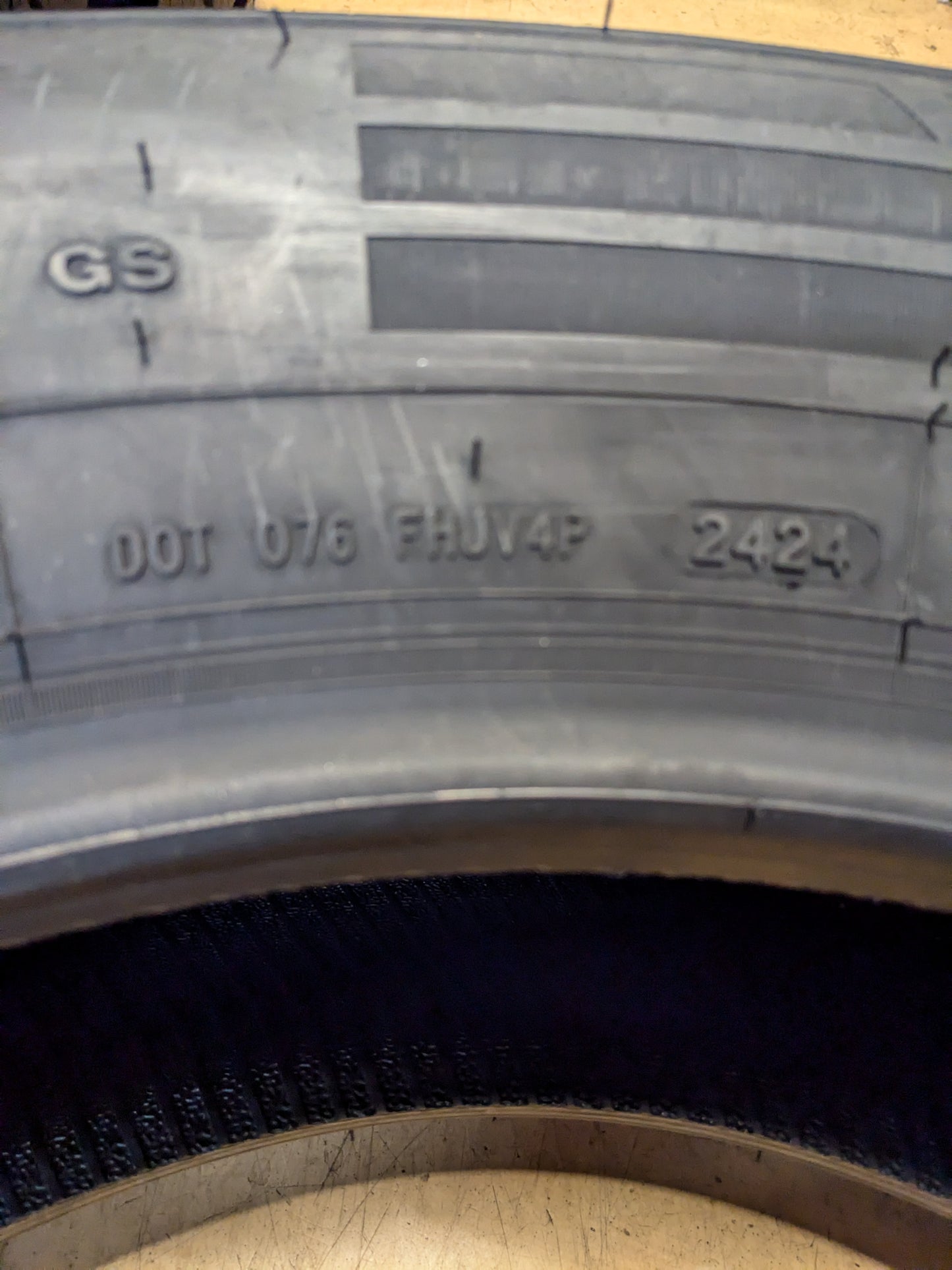 ACHILLES DESERT HAWK HT3 275 60 20 115T HIGHWAY TERRAIN TIRE ADH15