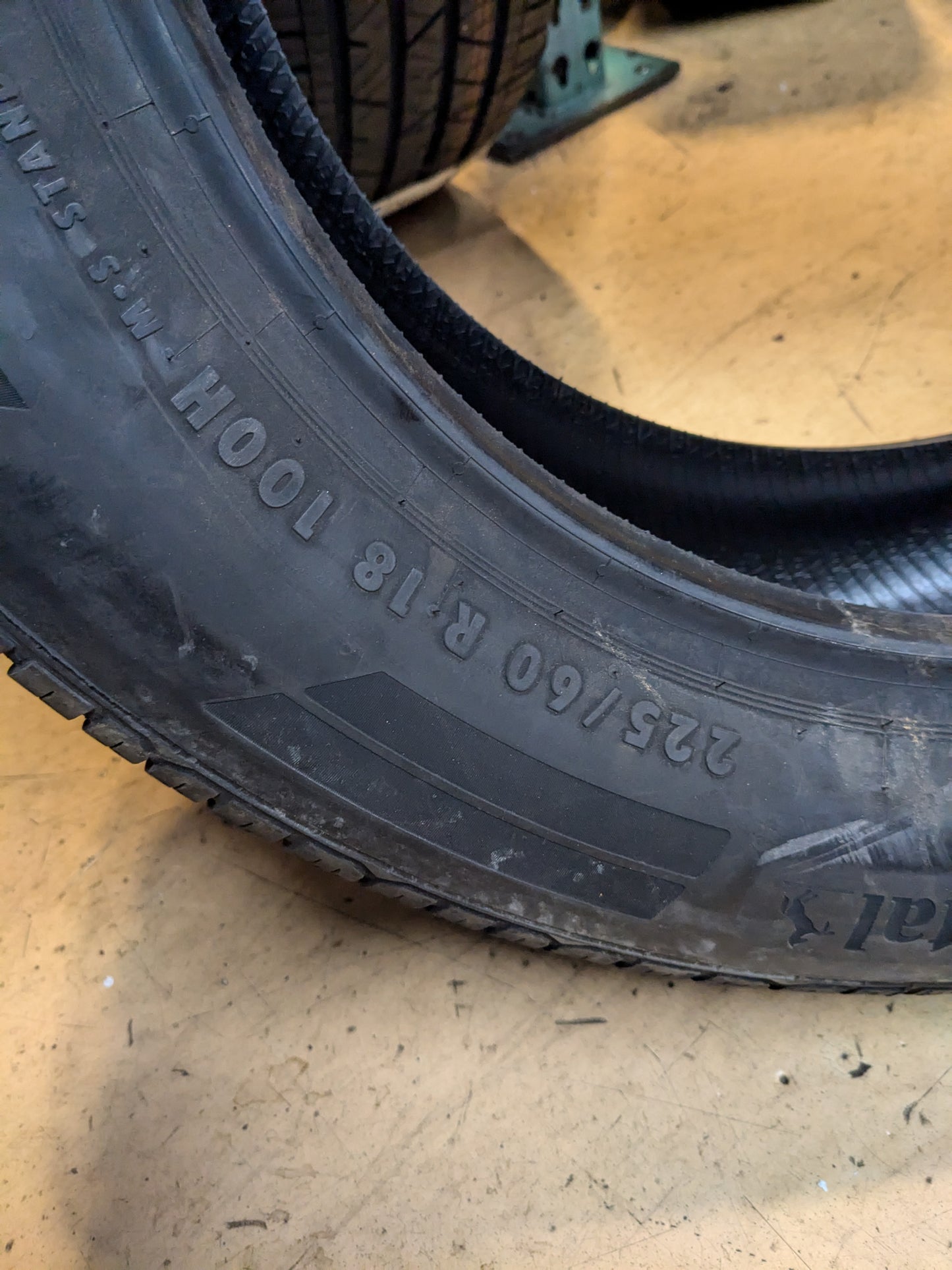 CONTINENTAL TRUECONTACT TOUR P 225 60 18 100H SL ALL SEASON TIRE 15505040000
