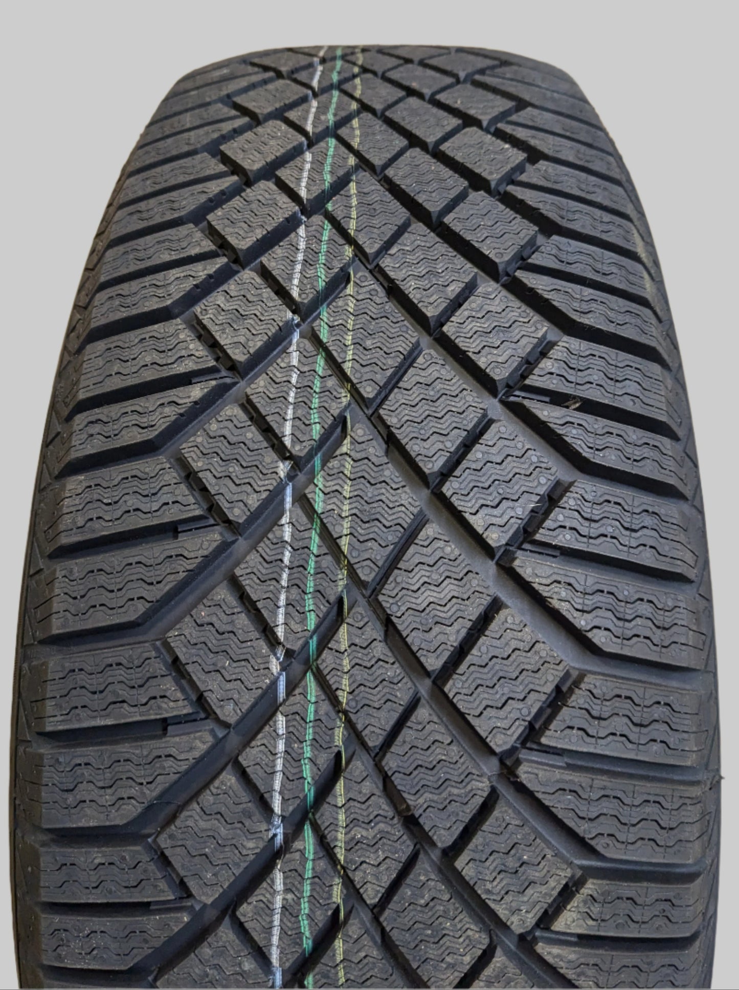 CONTINENTAL VIKING CONTACT 7 P 235 60 18 107T XL SNOW WINTER TIRE 04400350000