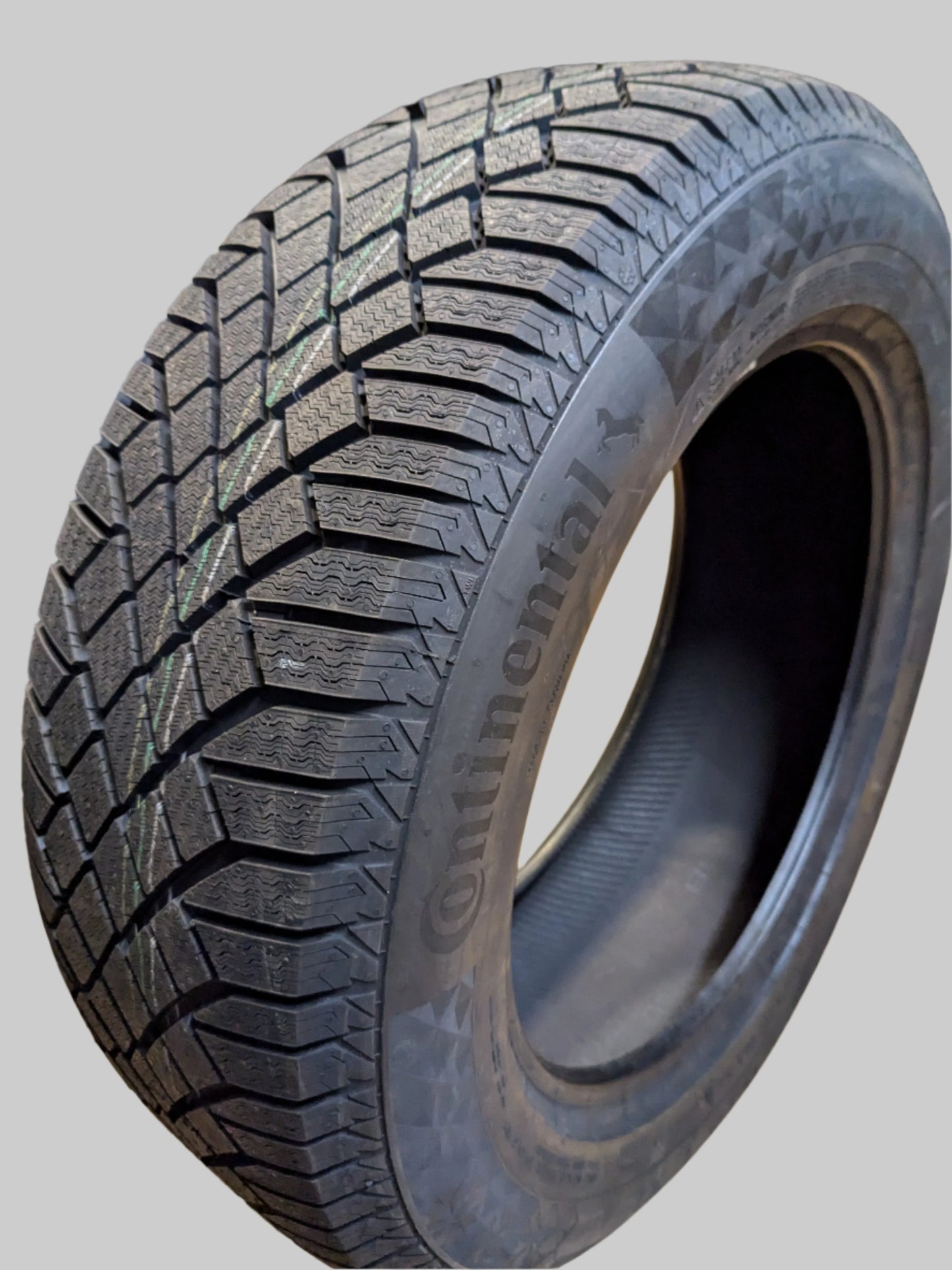 CONTINENTAL VIKING CONTACT 7 P 235 60 18 107T XL SNOW WINTER TIRE 04400350000