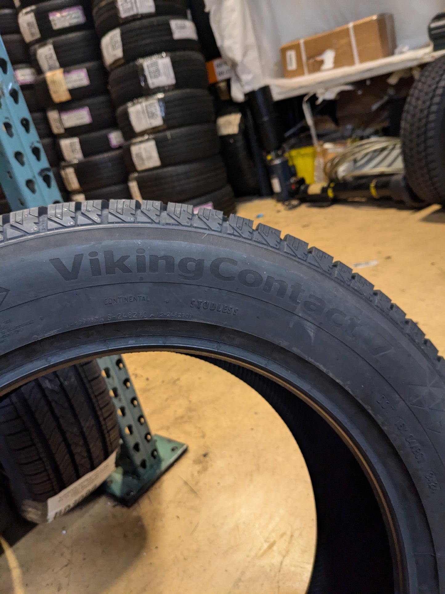 CONTINENTAL VIKING CONTACT 7 P 235 60 18 107T XL SNOW WINTER TIRE 04400350000