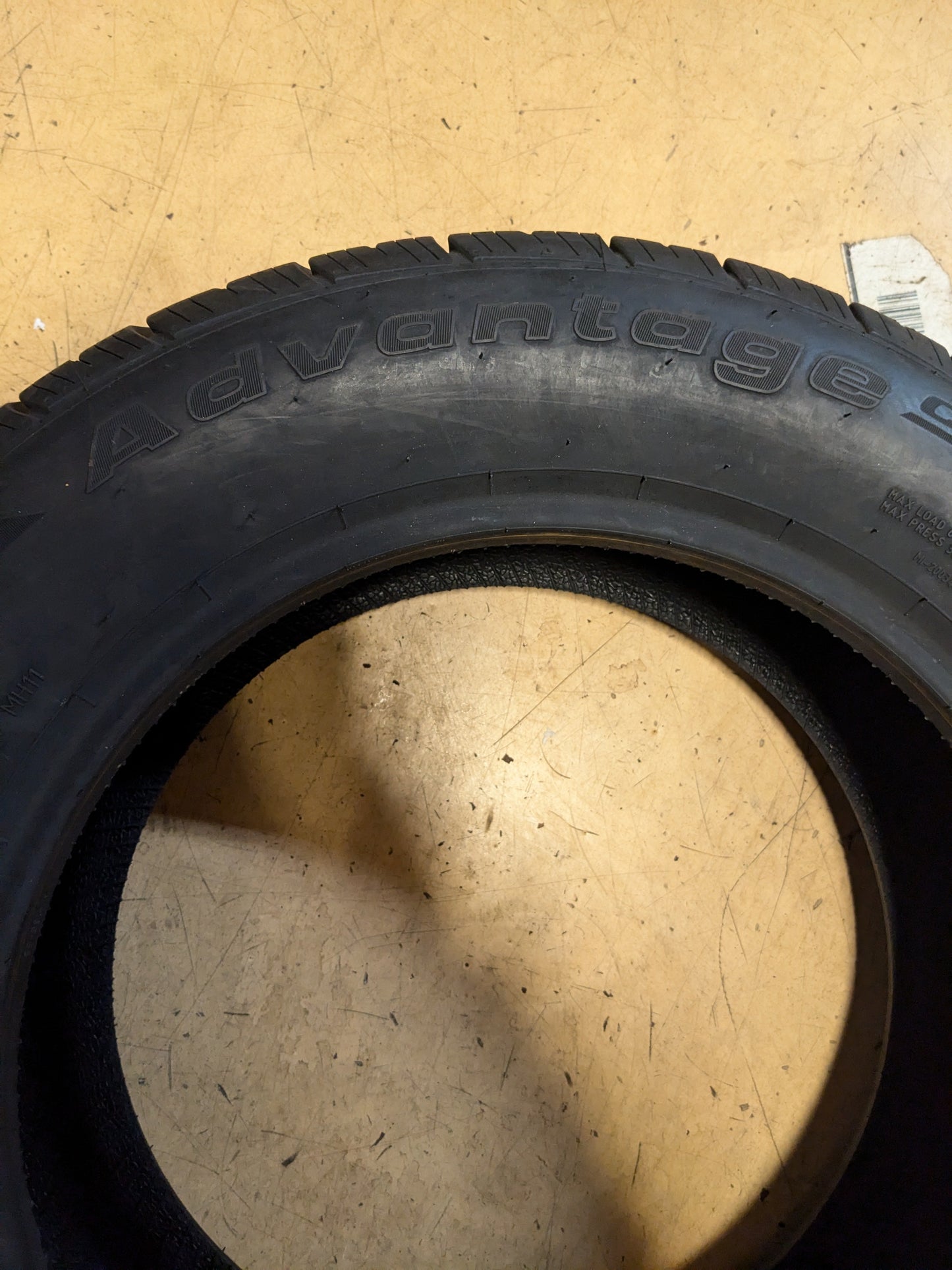 BFGOODRICH ADVANTAGE CONTROL A/S P 215 60 16 95H SL ALL SEASON TIRE 17593