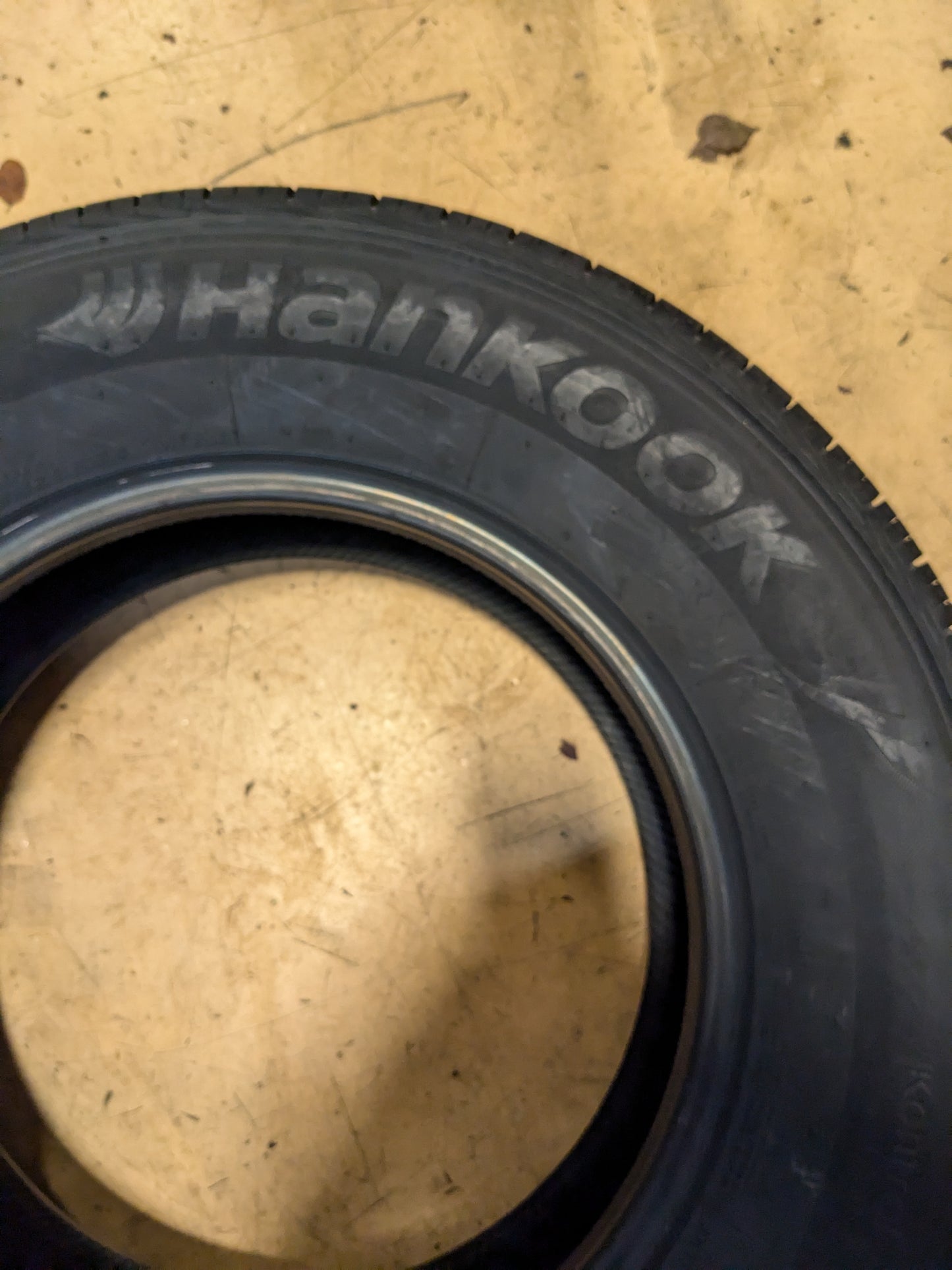 HANKOOK DYNAPRO HP2 (RA33) 225 70 16 103H ALL SEASON TIRE SL 1014139