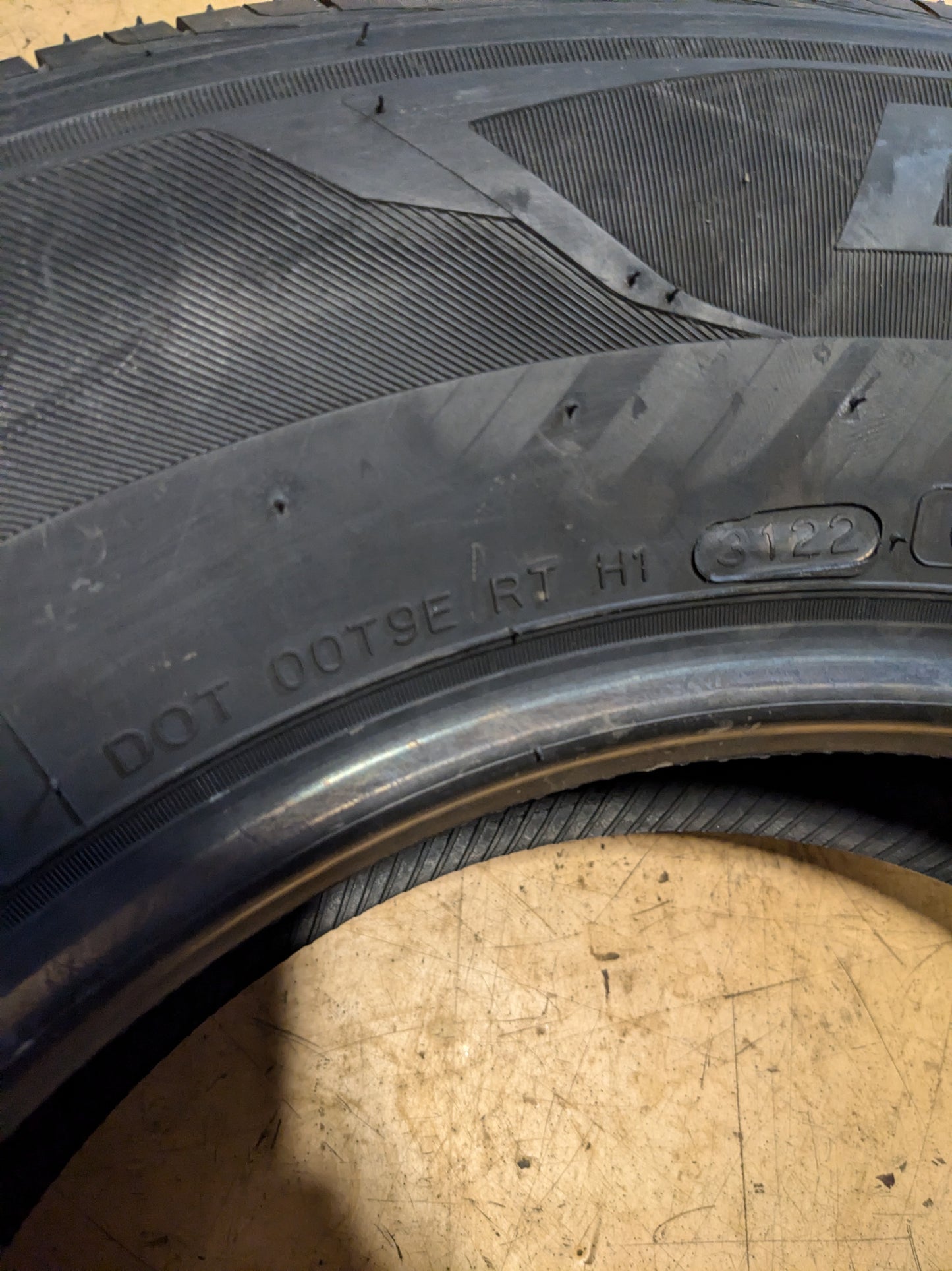 HANKOOK DYNAPRO HP2 (RA33) 225 70 16 103H ALL SEASON TIRE SL 1014139