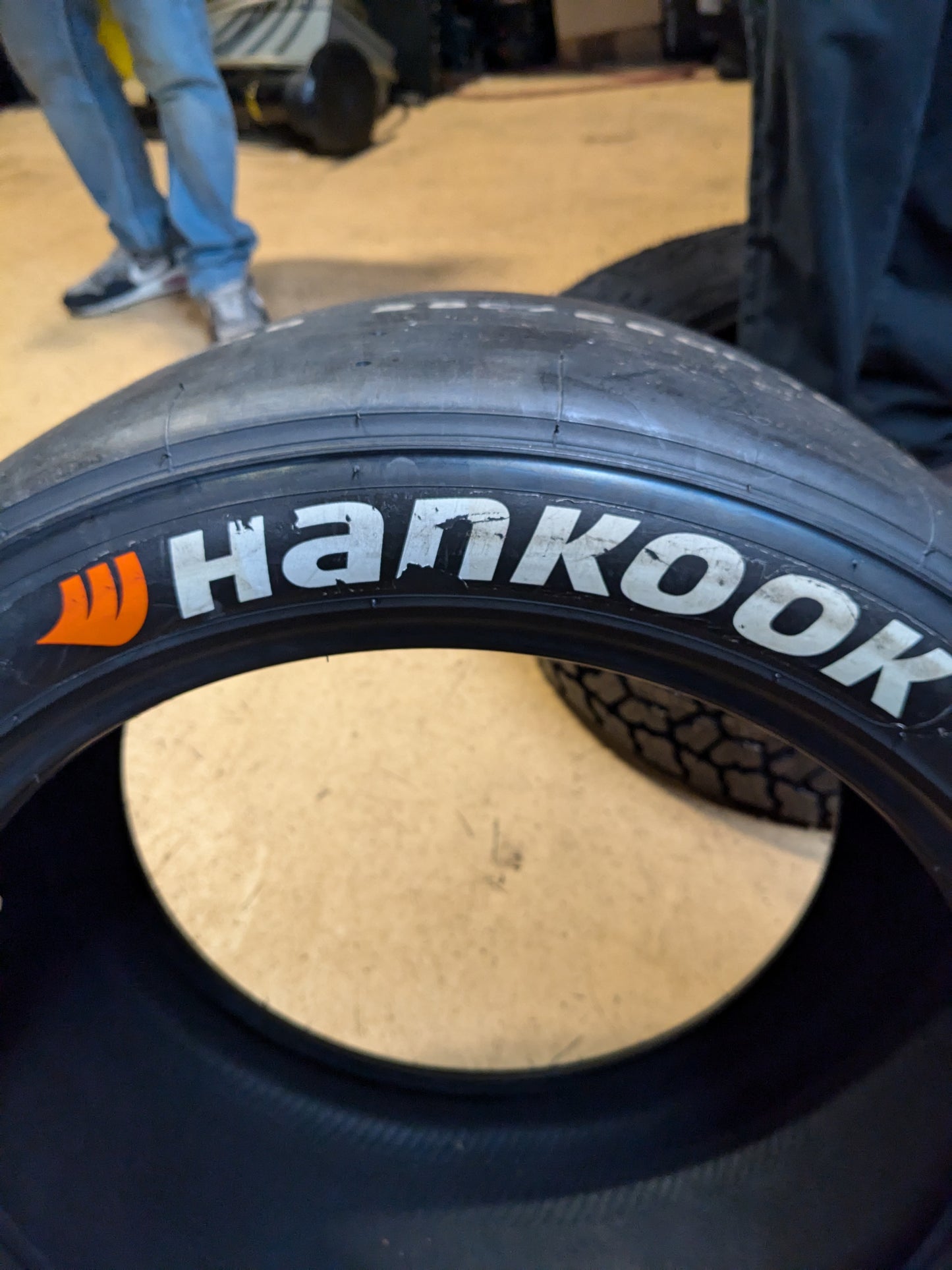 HANKOOK VENTUS F200 280 660 18 MEDIUM COMPOUND SLICK TIRES 1016480