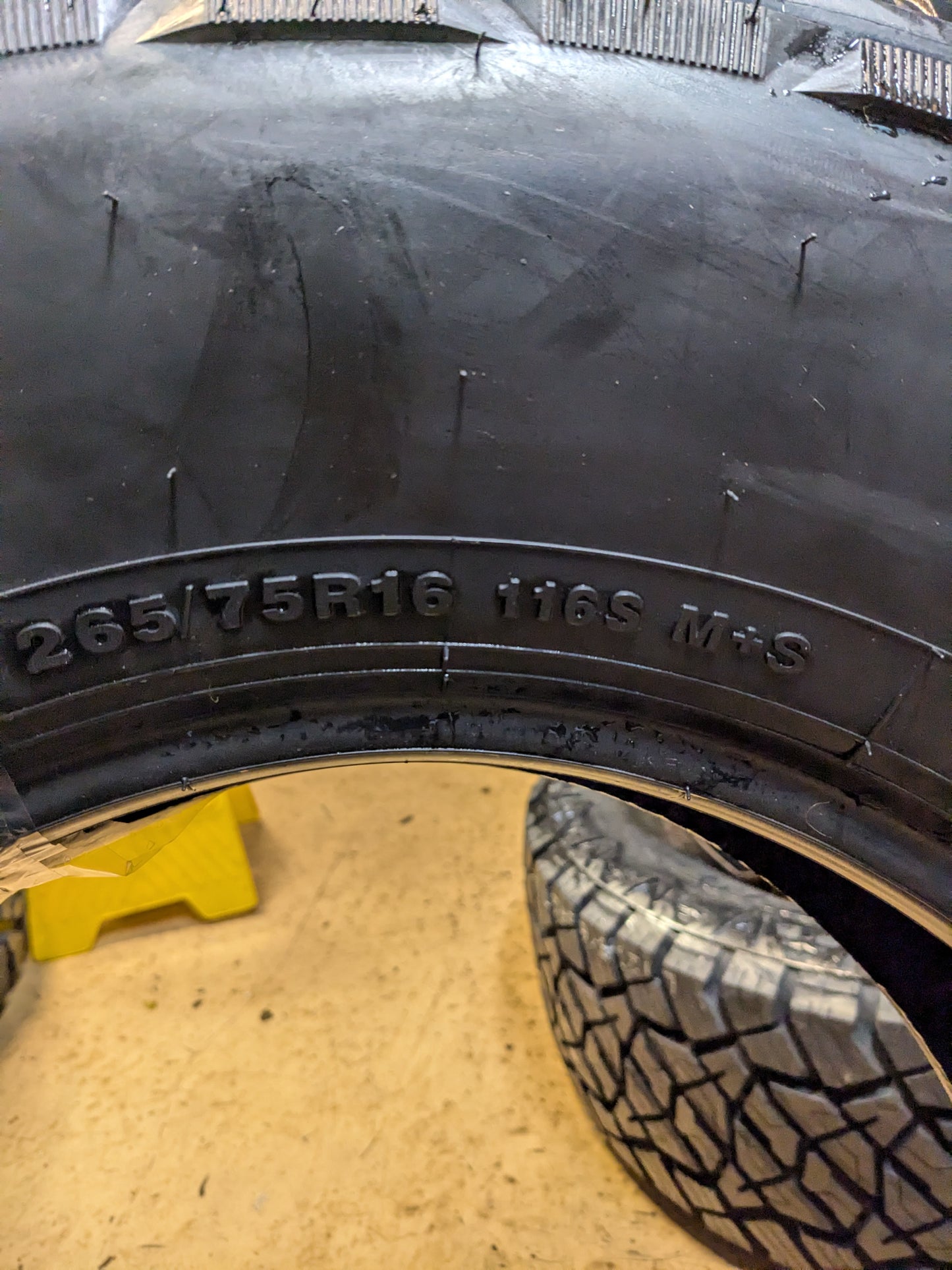 WESTLAKE RADIAL SL369 A/T BSW P 265 75 16 116S SL ALL TERRAIN TIRE 24773005