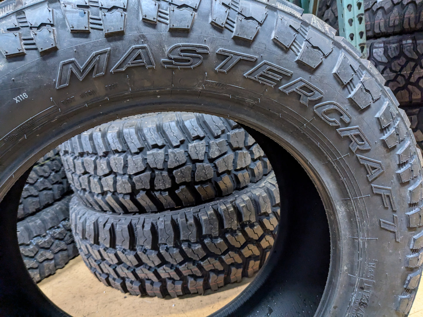 MASTERCRAFT COURSER TRAIL HD BSW LT 285 55 20 122/119R AT TIRE 175102010