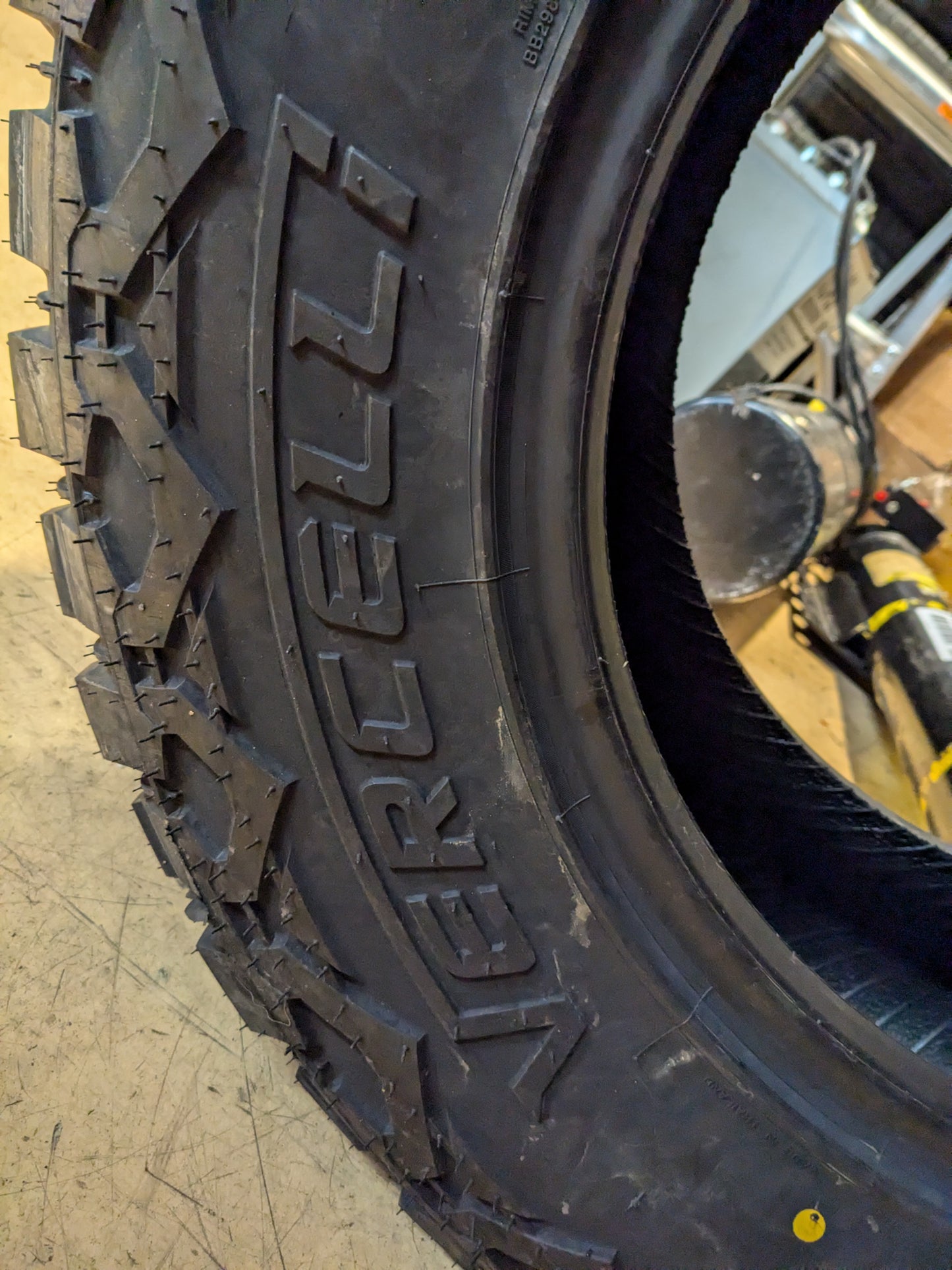 (KSL ONLY) 4 VERCELLI TERRENO M/T BSW 265 70 17 121/118Q 10 PLY MUD TERRAIN TIRE VC2461