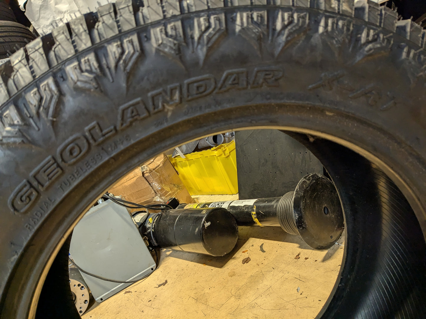 YOKOHAMA GEOLANDAR X AT BSW LT 285 55 20 122/119Q E ALL TERRAIN TIRE 110116032