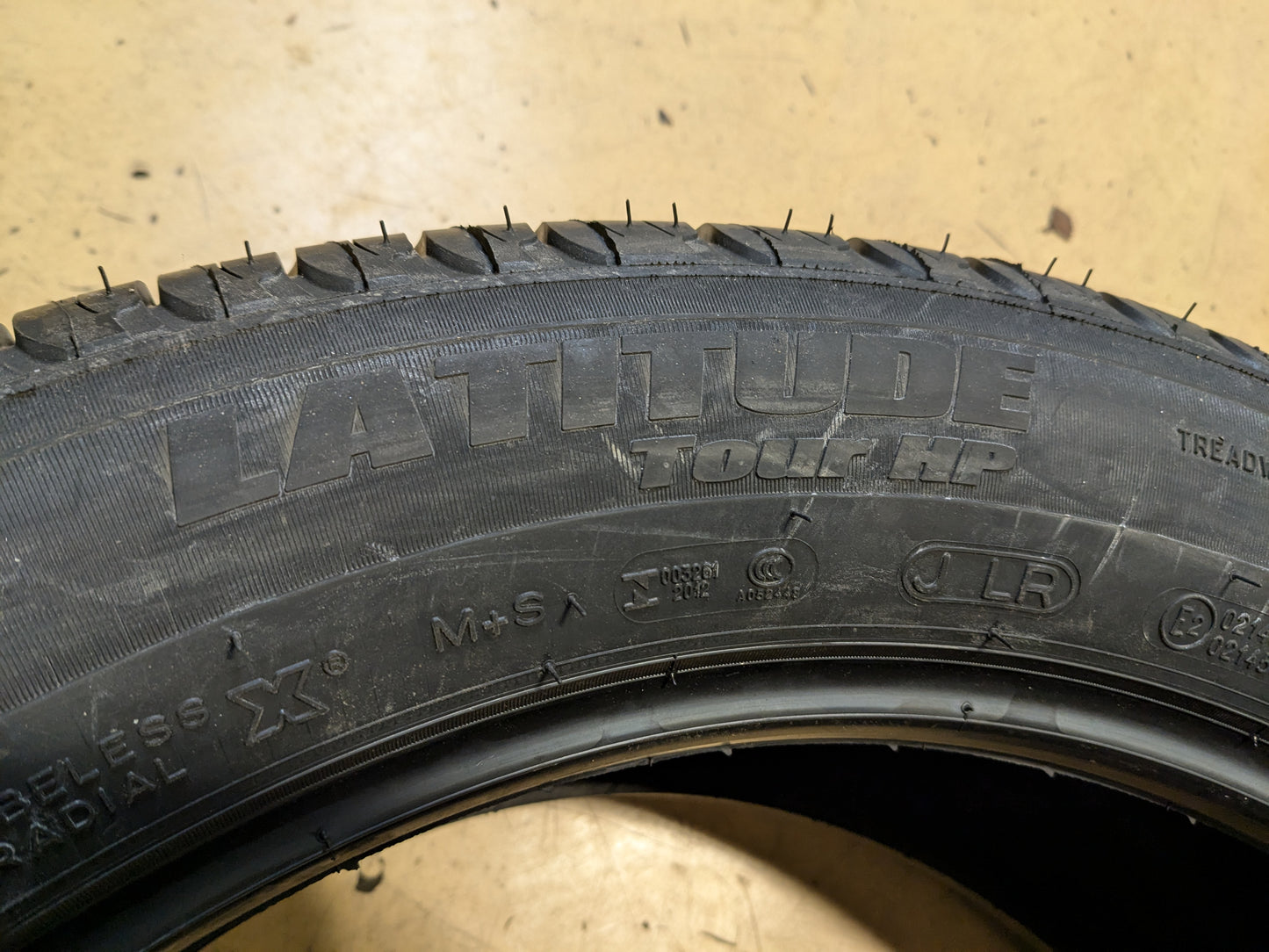 MICHELIN LATITUDE TOUR HP BSW P 255 50 20 109W XL SUMMER TIRE 94455