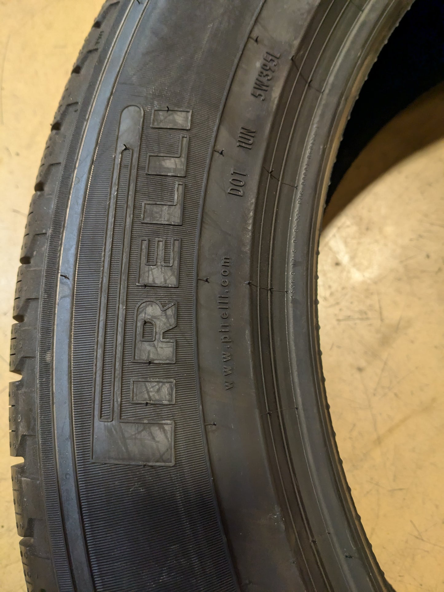 PIRELLI SCORPION VERDE ALL SEASON BSW P 275 55 21 116H XL TIRE 3939500