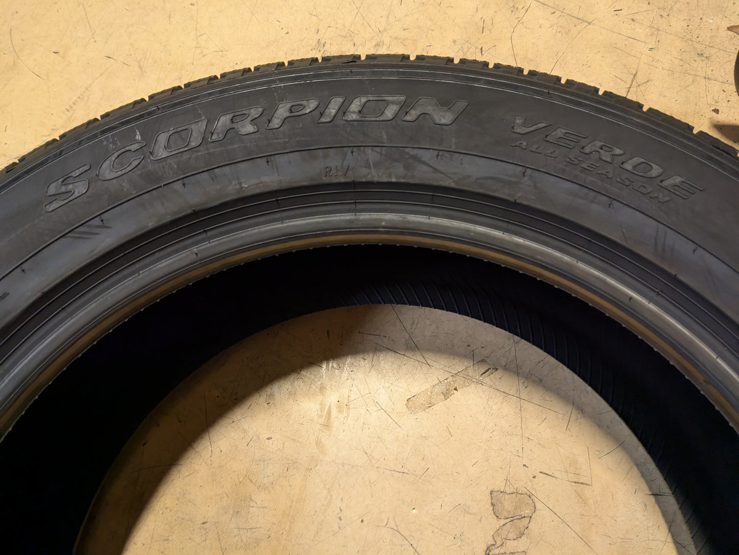 PIRELLI SCORPION VERDE ALL SEASON BSW P 275 55 21 116H XL TIRE 3939500