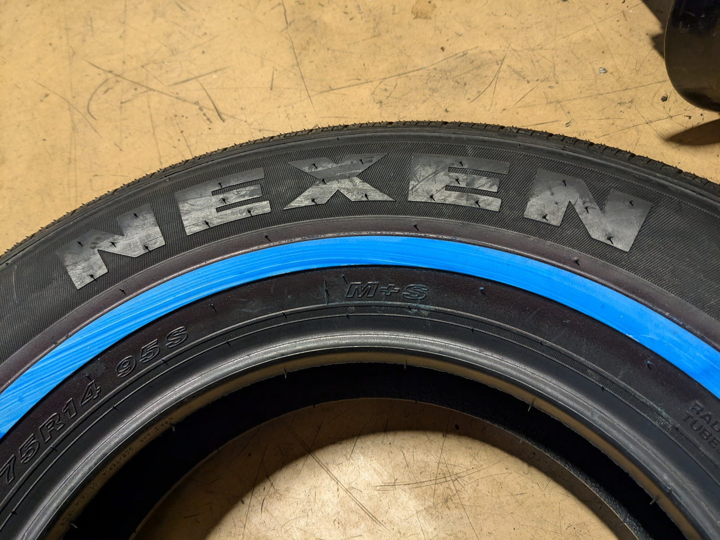 NEXEN N'PRIZ AH5 OWL P 205 75 14 95S SL ALL SEASON TIRE 15404NXK