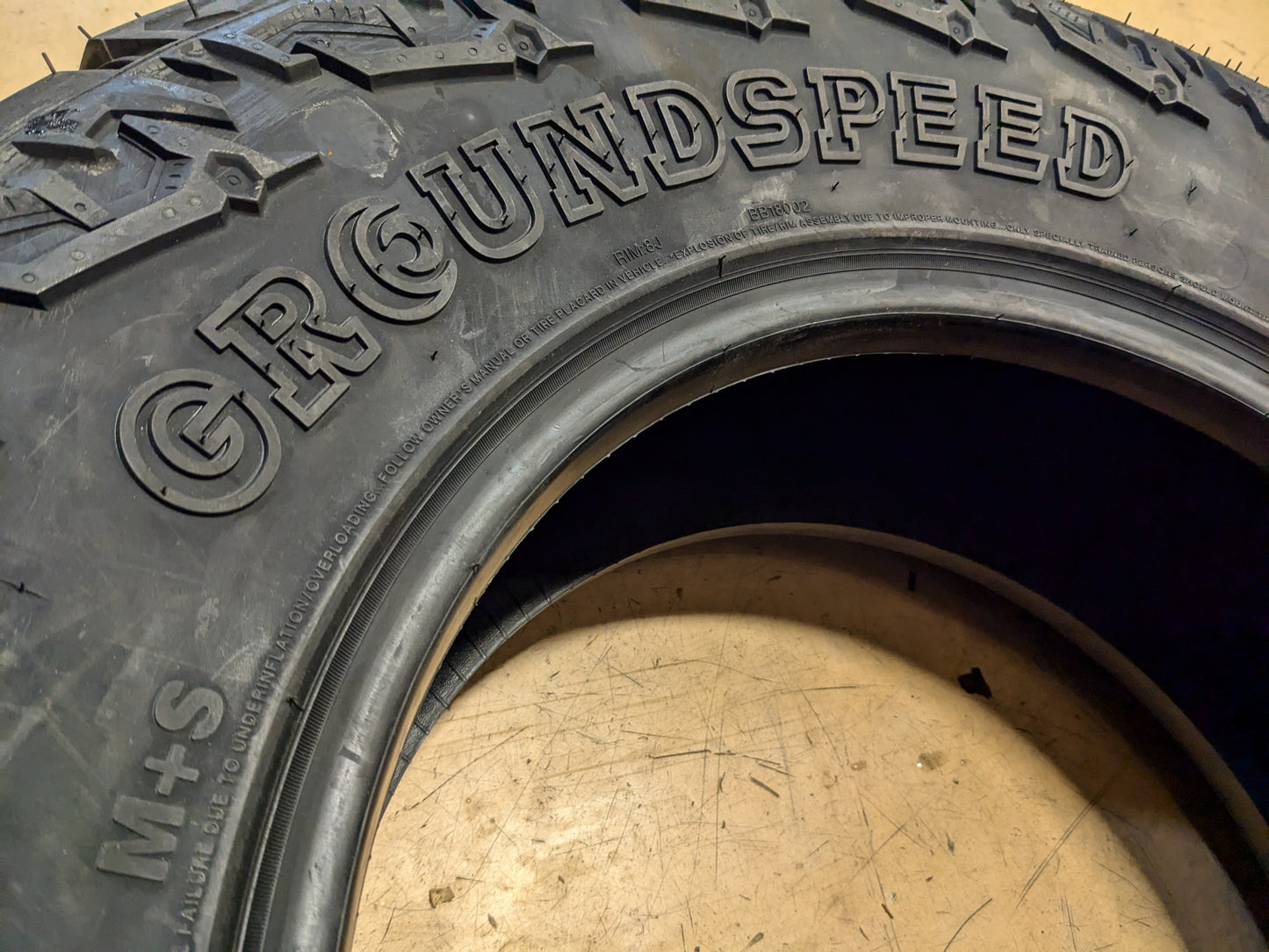 GROUNDSPEED VOYAGER MT BSW LT 265 70 17 121/118S E ALL SEASON TIRE 115050