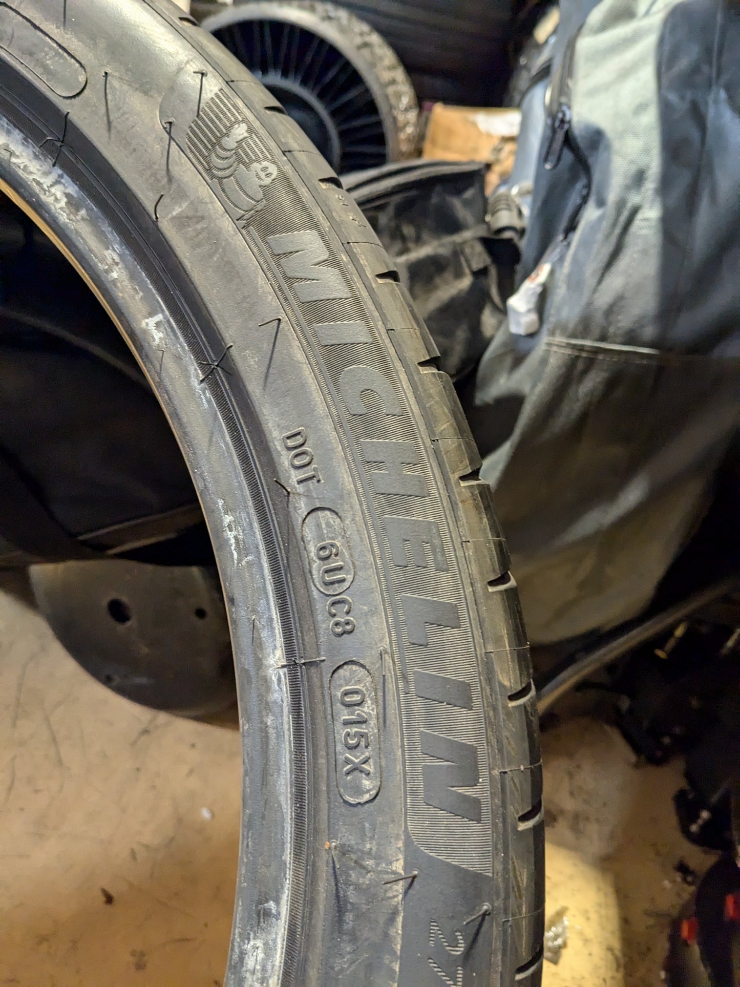 MICHELIN PILOT SPORT 4S BSW PILOT SPORT 4S 275 35 21 103Y XL TIRE 46771