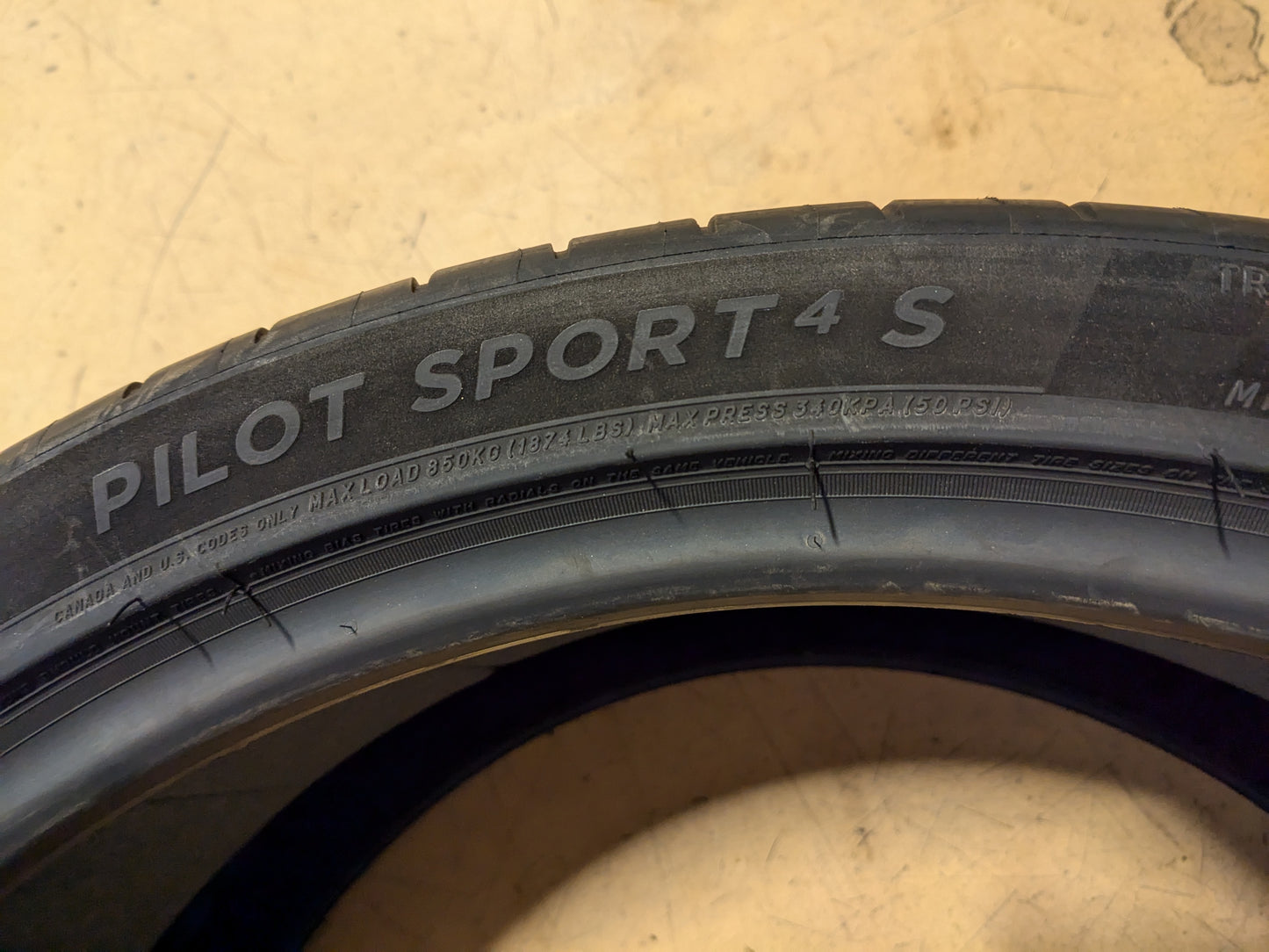 MICHELIN PILOT SPORT 4S BSW P 295 30 21 102Y PERFORMANCE SUMMER TIRE 12450