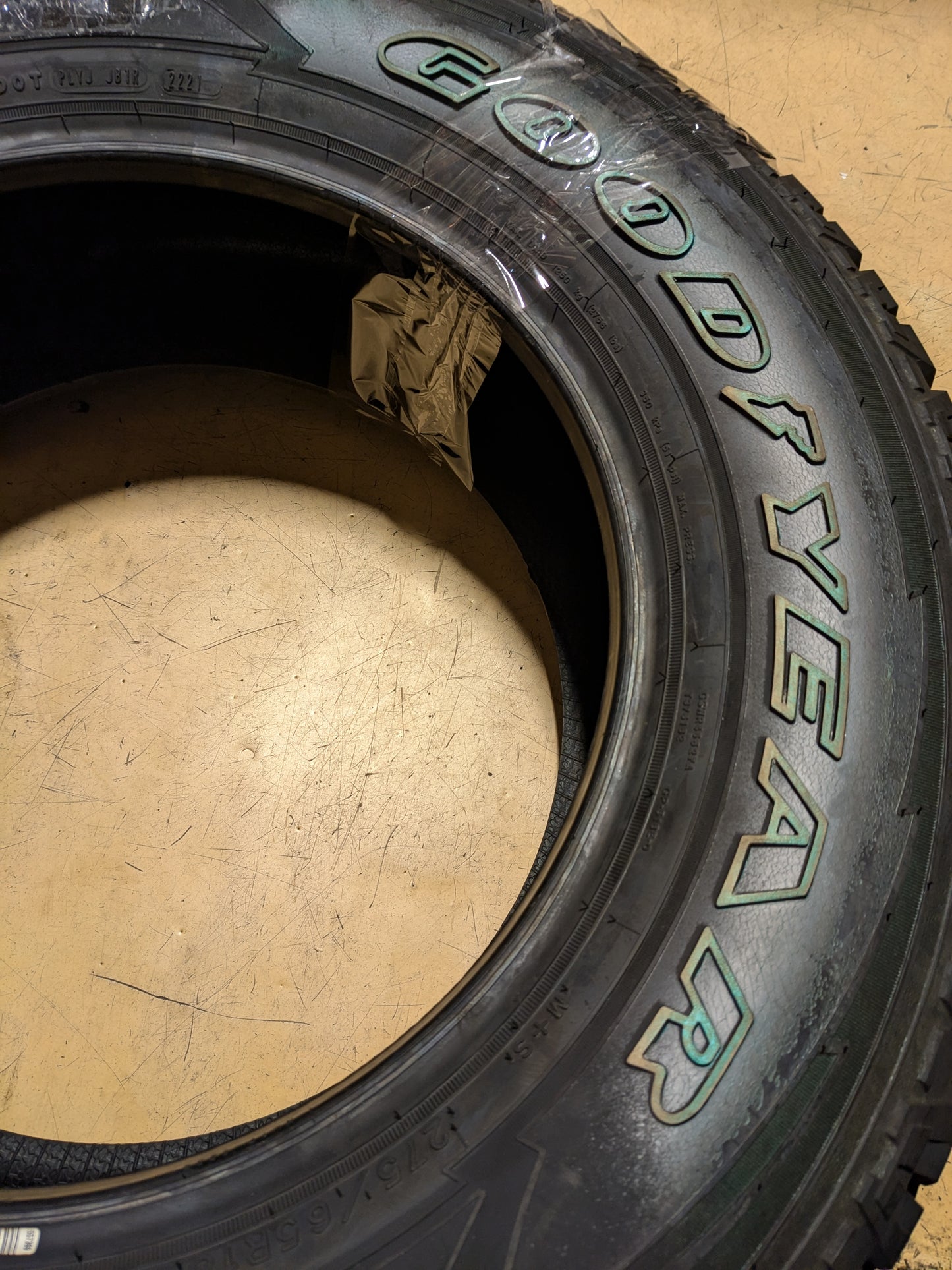 GOODYEAR WRANGLER ALL-TERRAIN ADV W/ KEVLAR OWL P 275 65 18 116T TIRE 758066571
