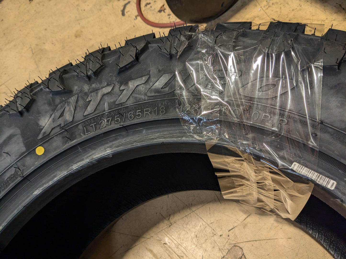 2 ATTURO TRAIL BLADE MT BSW LT 275 65 18 123/120Q 10PLY MUD TERRAIN TIRE TBMTFL5M2MA
