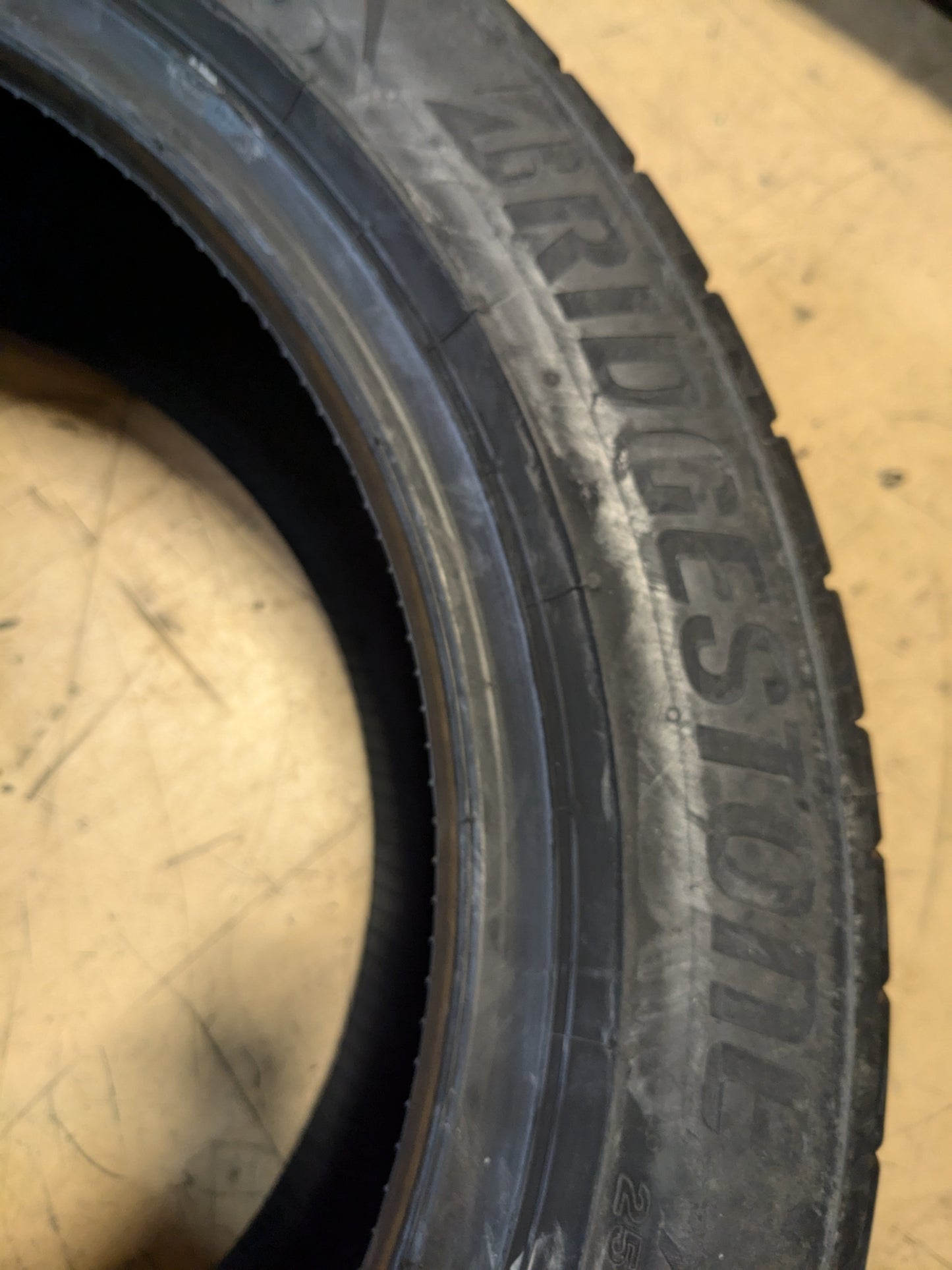 BRIDGESTONE POTENZA SPORT BSW P 255 45 18 103Y XL UHP SUMMER TIRE 013315